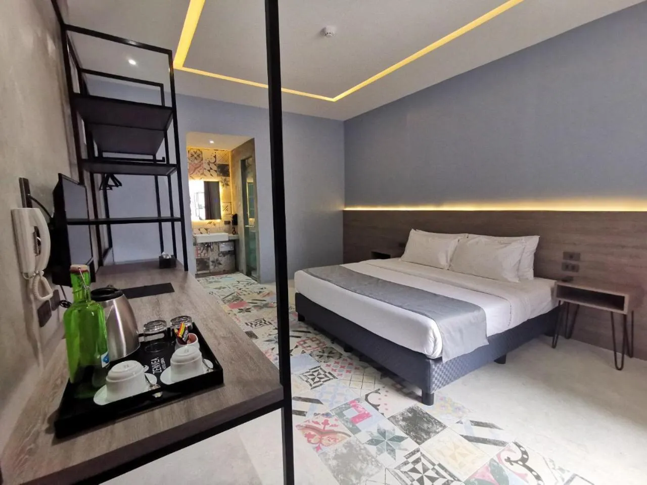 Photo of the whole room, Bed in Zenvea Hotel