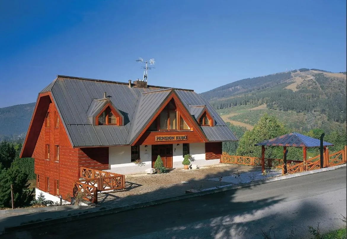 Property building in PENSION KUBU Apartment 3 samostatný byt s kuchyní