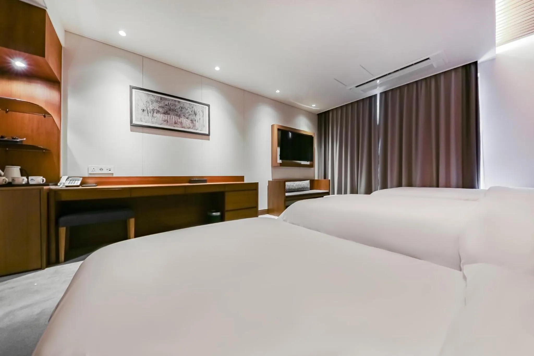 Property building, Bed in Sejong City Osong Hotel