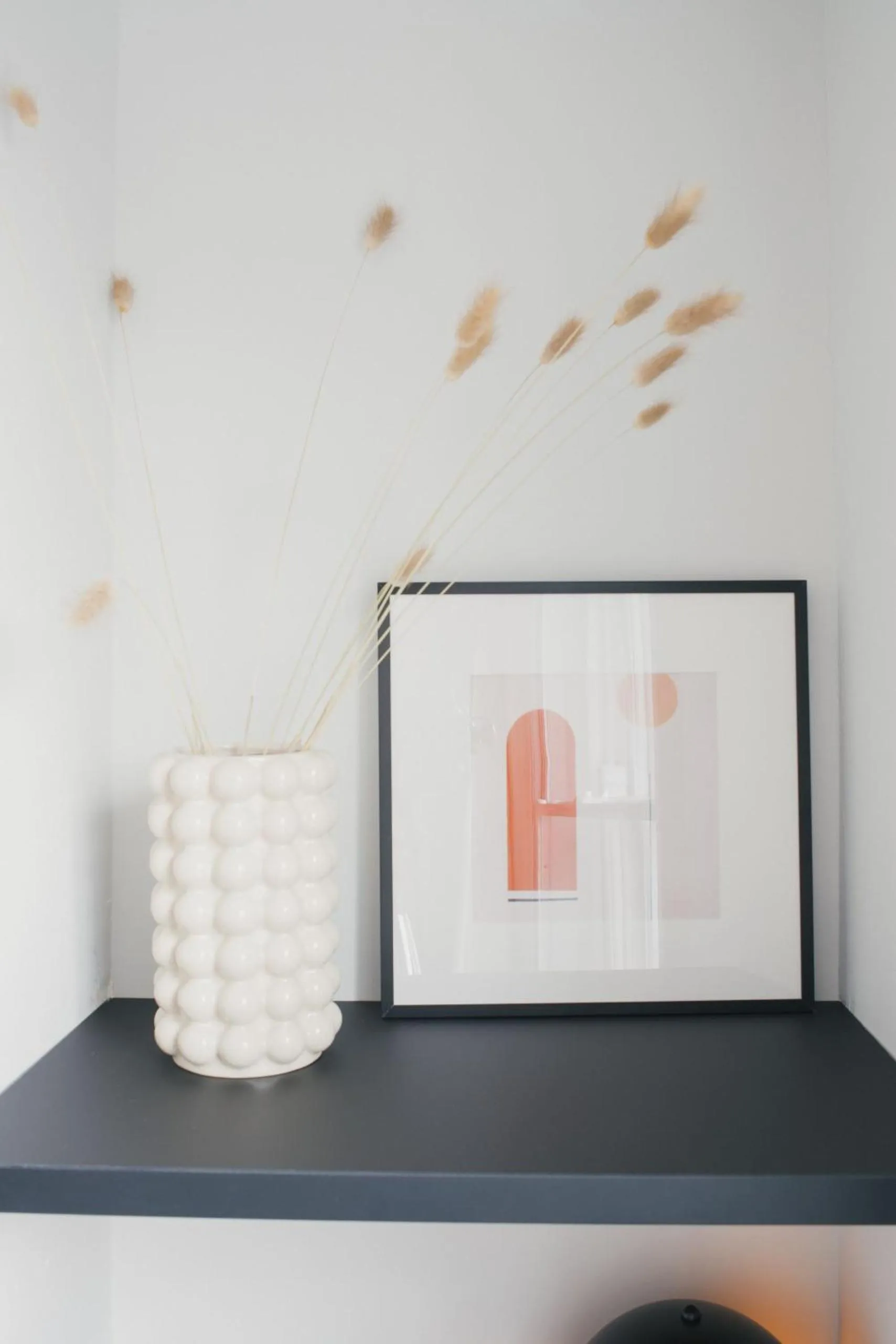 Decorative detail in D8 - Shoreditch