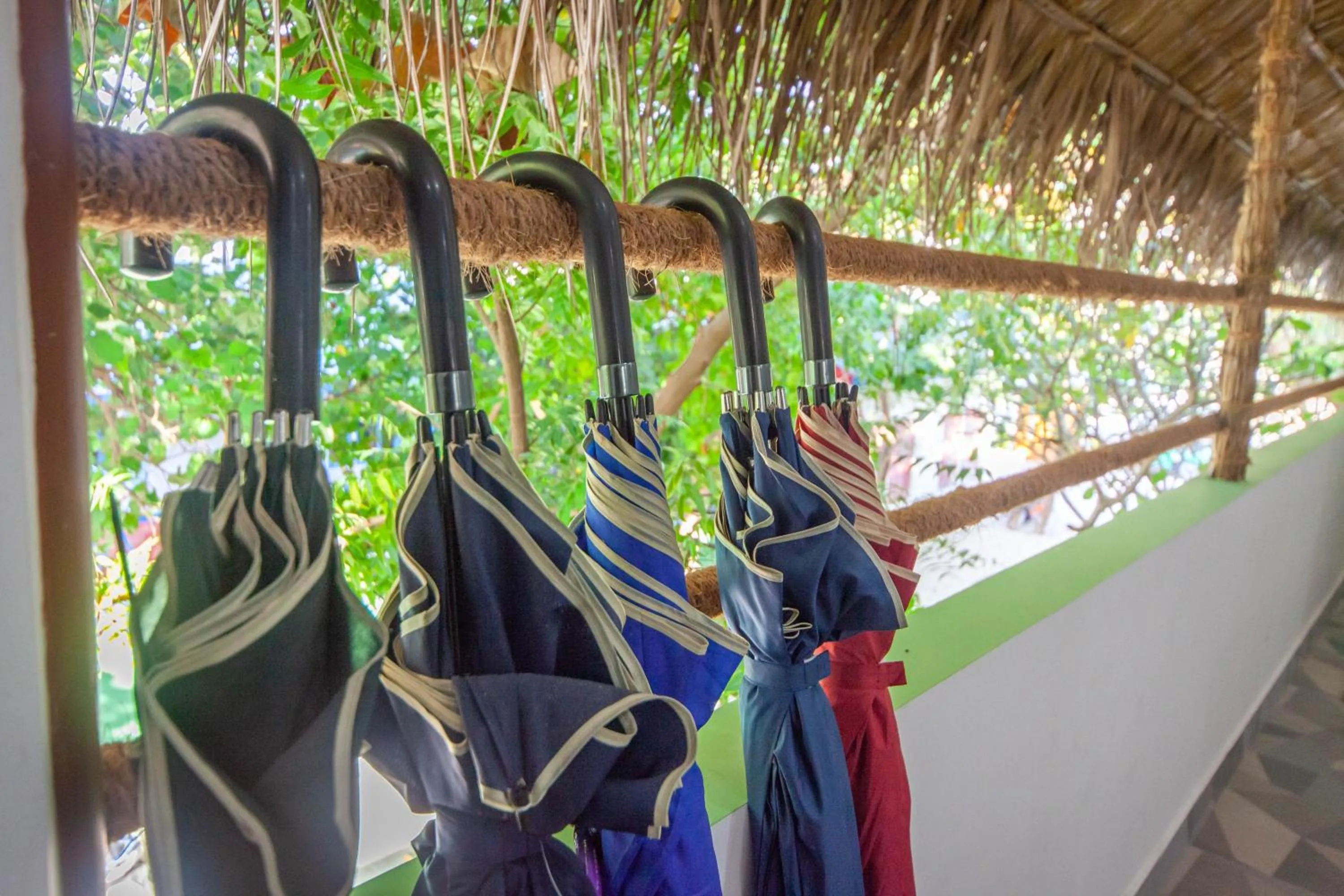 shuttle in Dhangethi INN