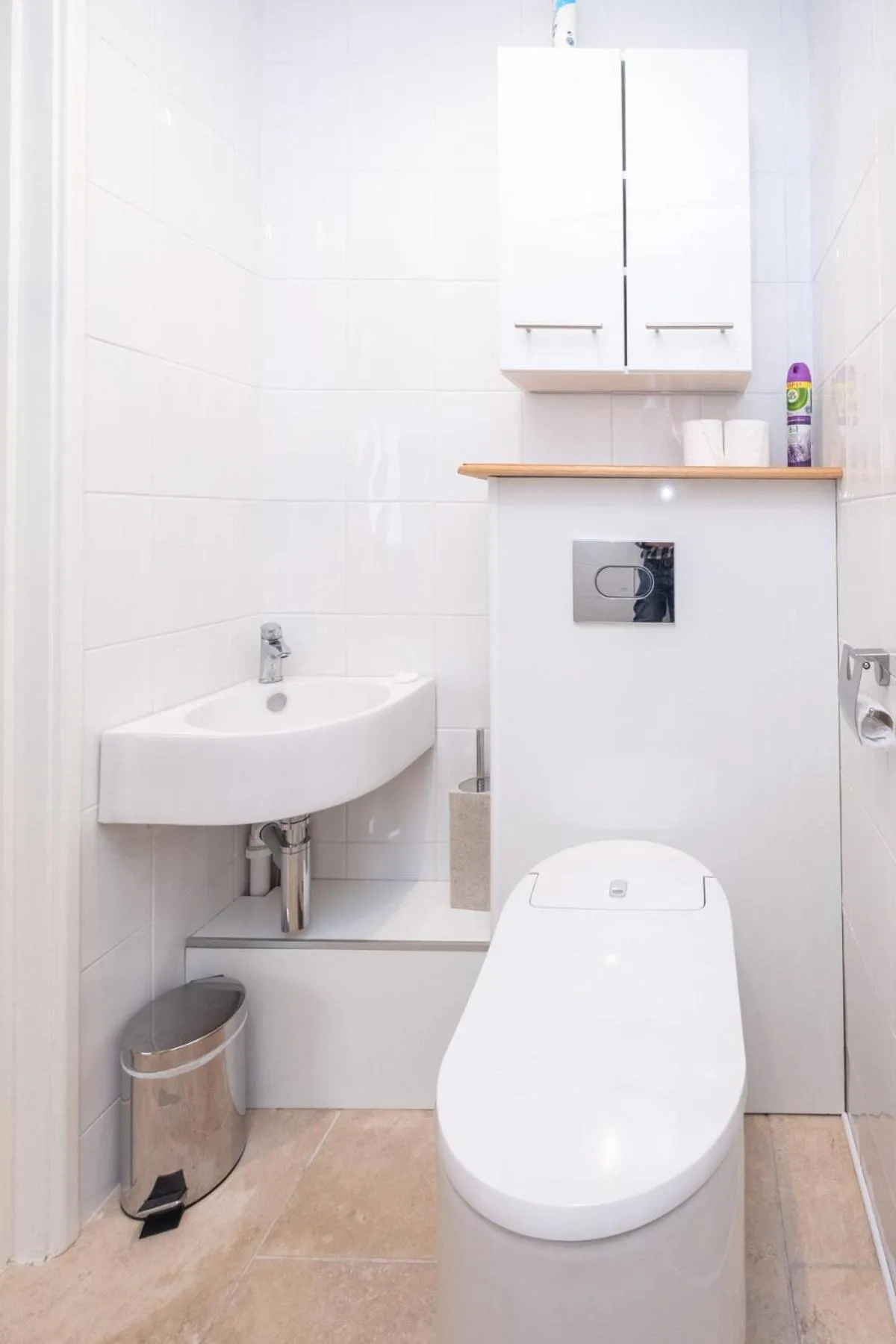 Property building in Willow House in Knodishall, Sleeps 7 - Only a short drive from Aldeburgh, Thorpeness & Snape Maltings - Managed by Aldeburgh Coastal Cottages