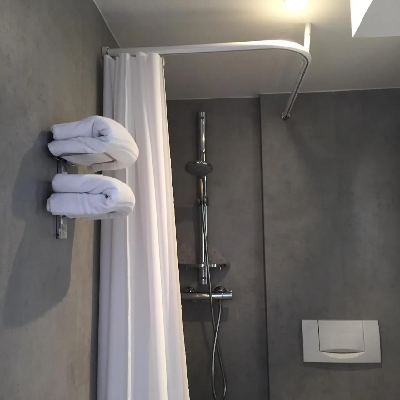 Shower in Hotel Le 21ème