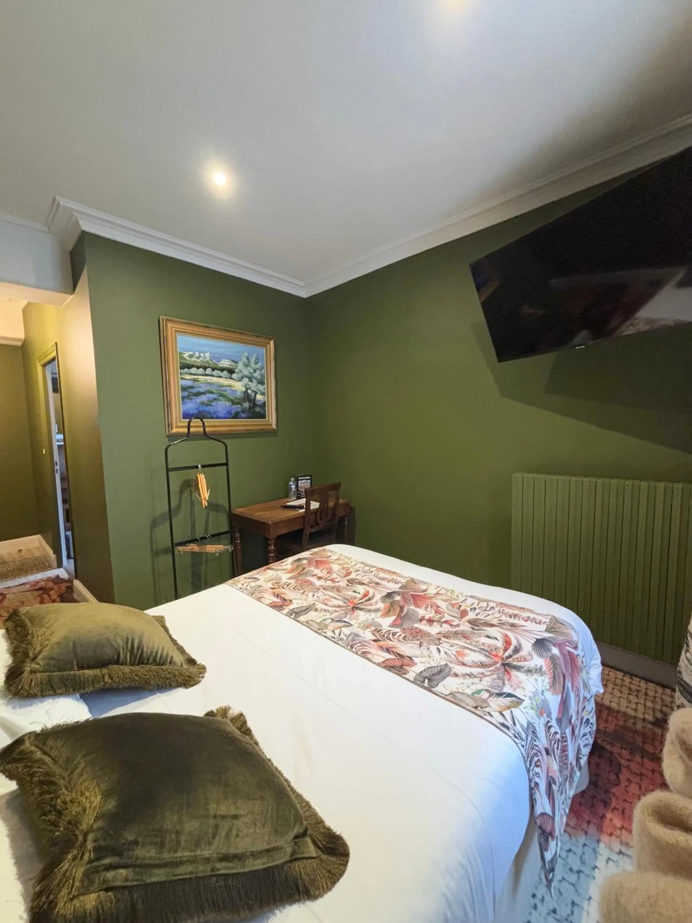 Bed in Hotel De La Poste