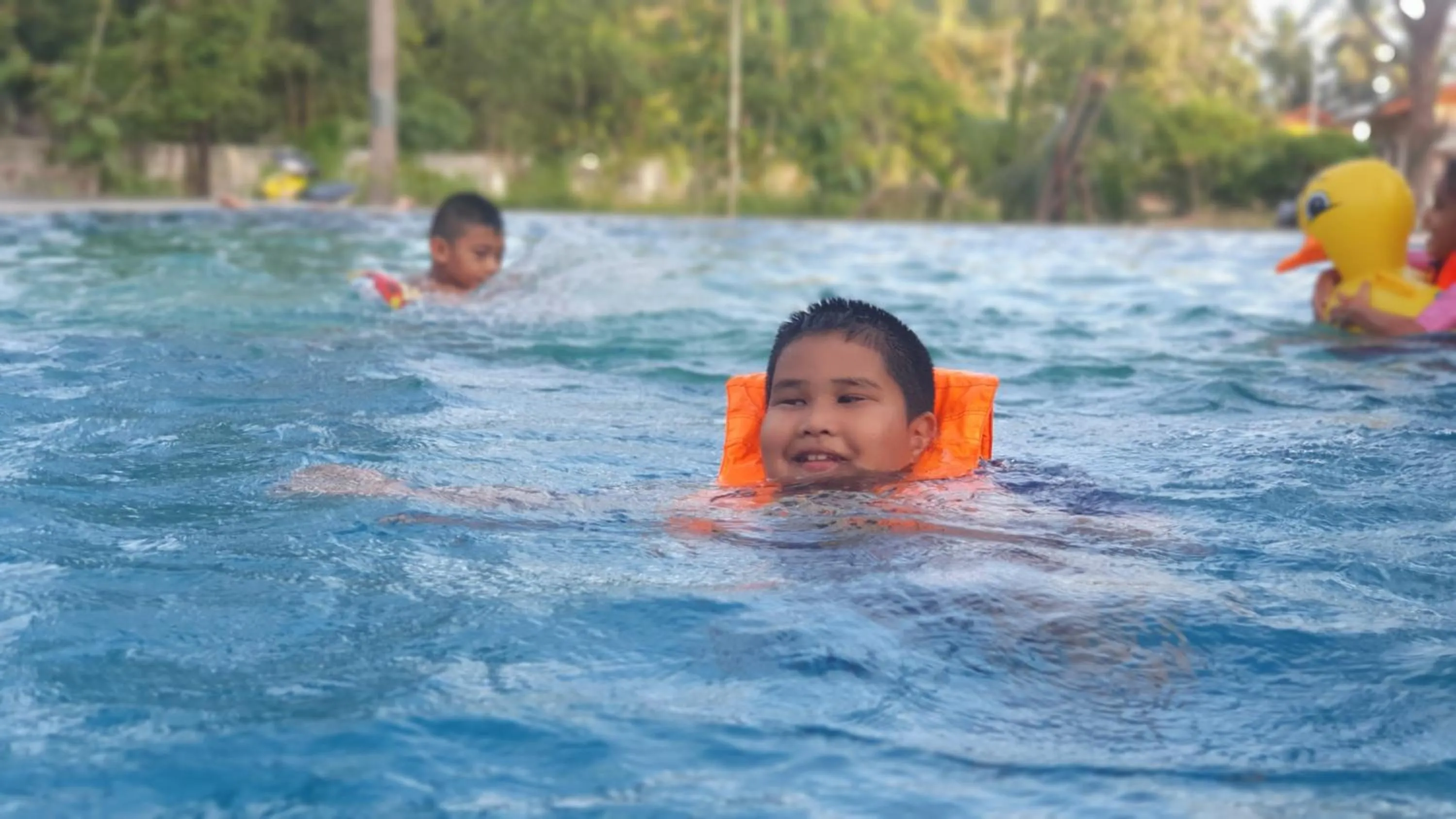 People in Moonshine Resort Chumphon