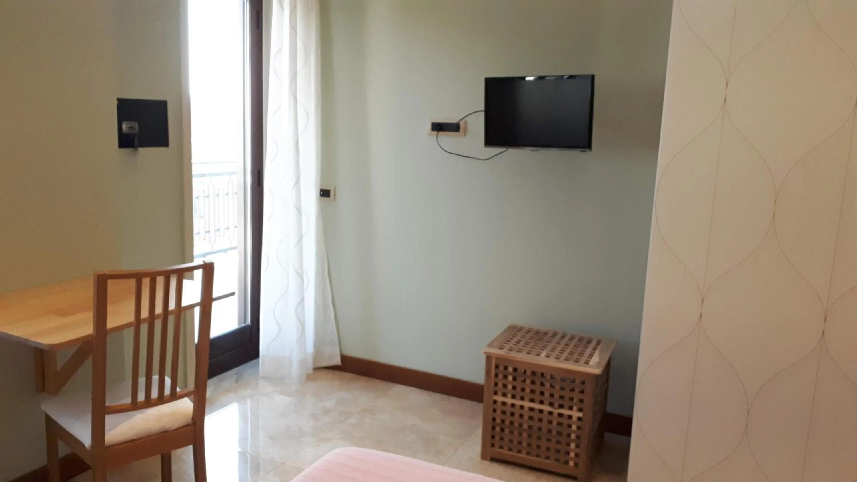 TV and multimedia in b&b aurora