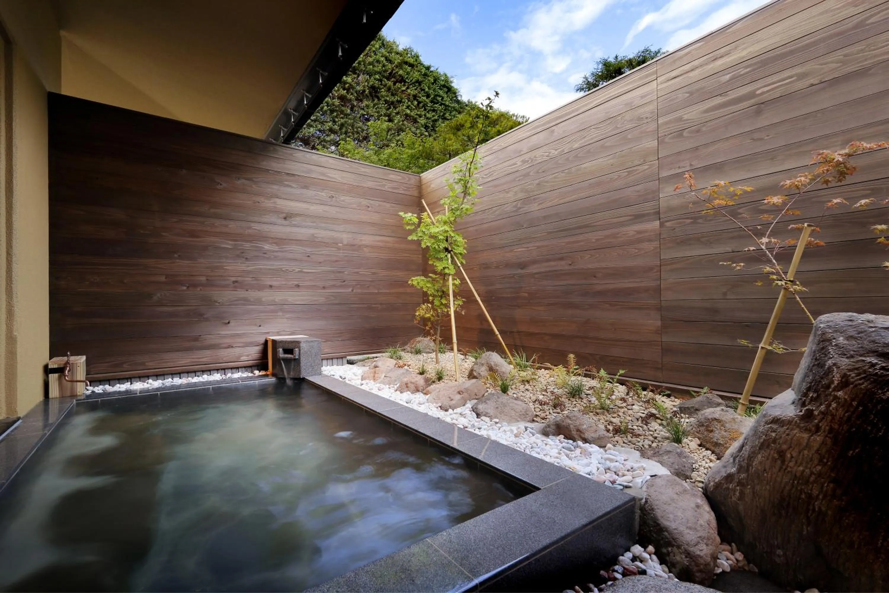 Hot Spring Bath in Oyado Morinone