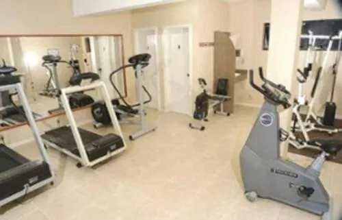 Fitness centre/facilities in Cosmos Hotel