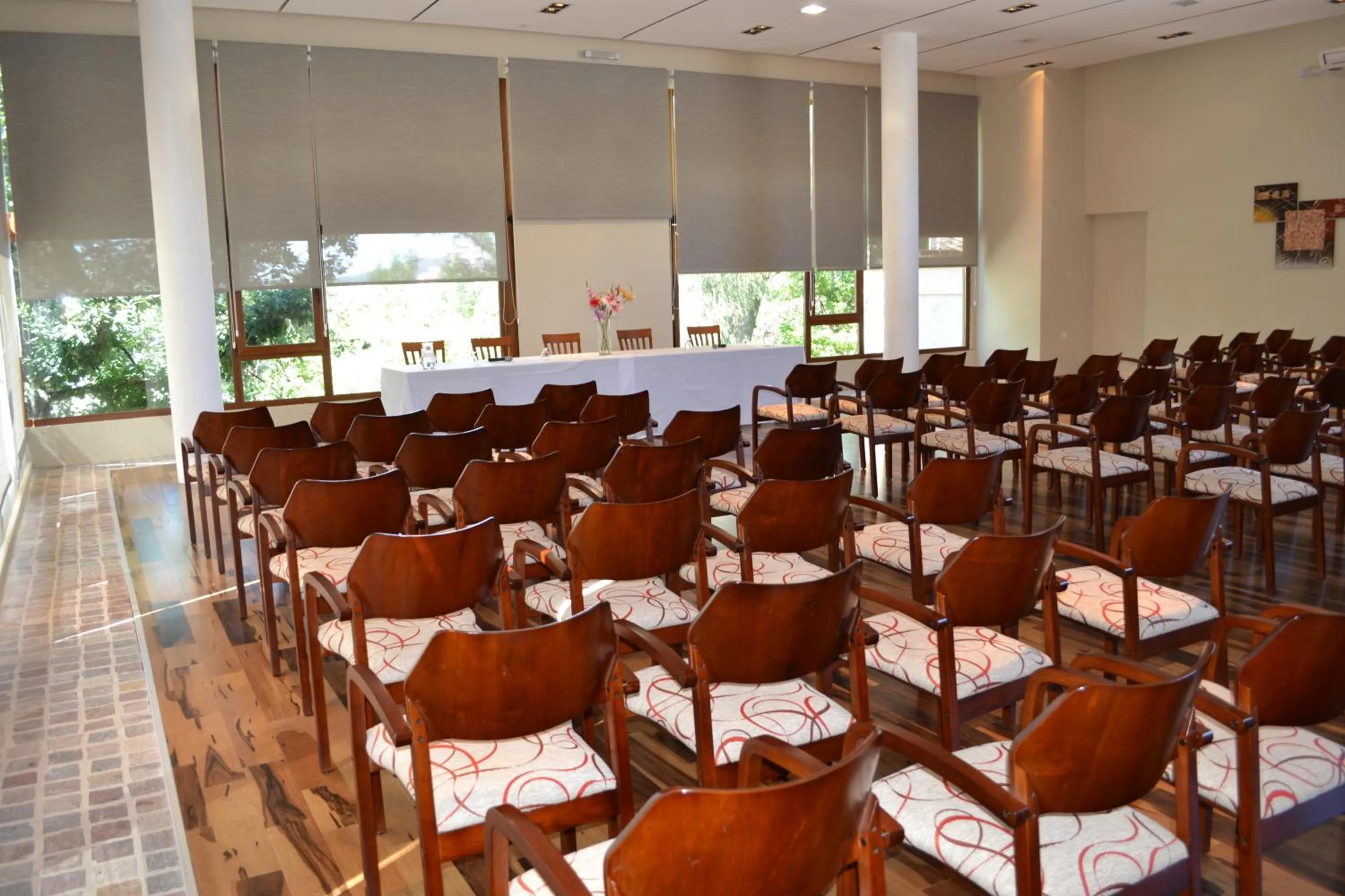 Business facilities in Los Espinillos Hotel y Spa