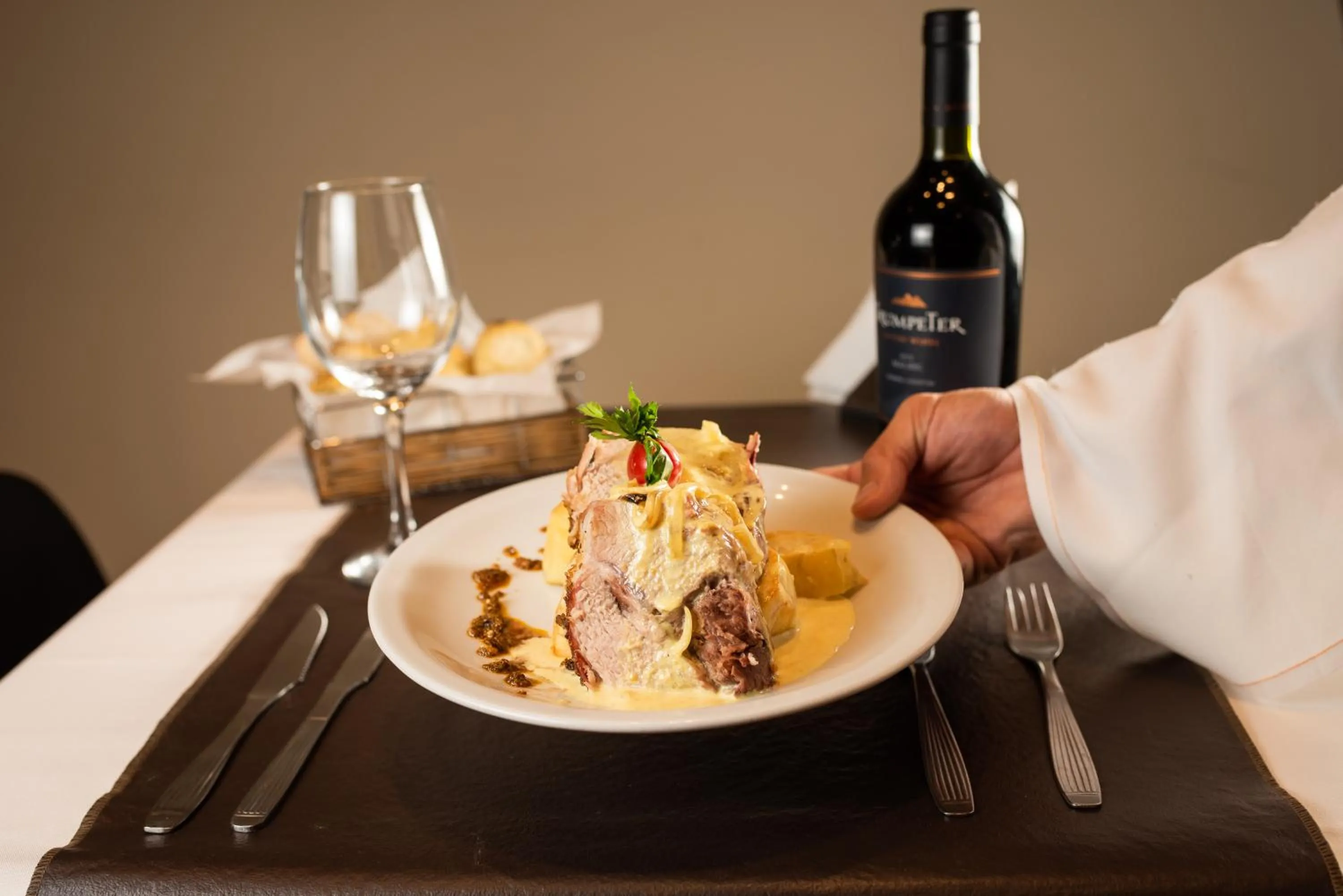 Food and drinks in Los Espinillos Hotel y Spa