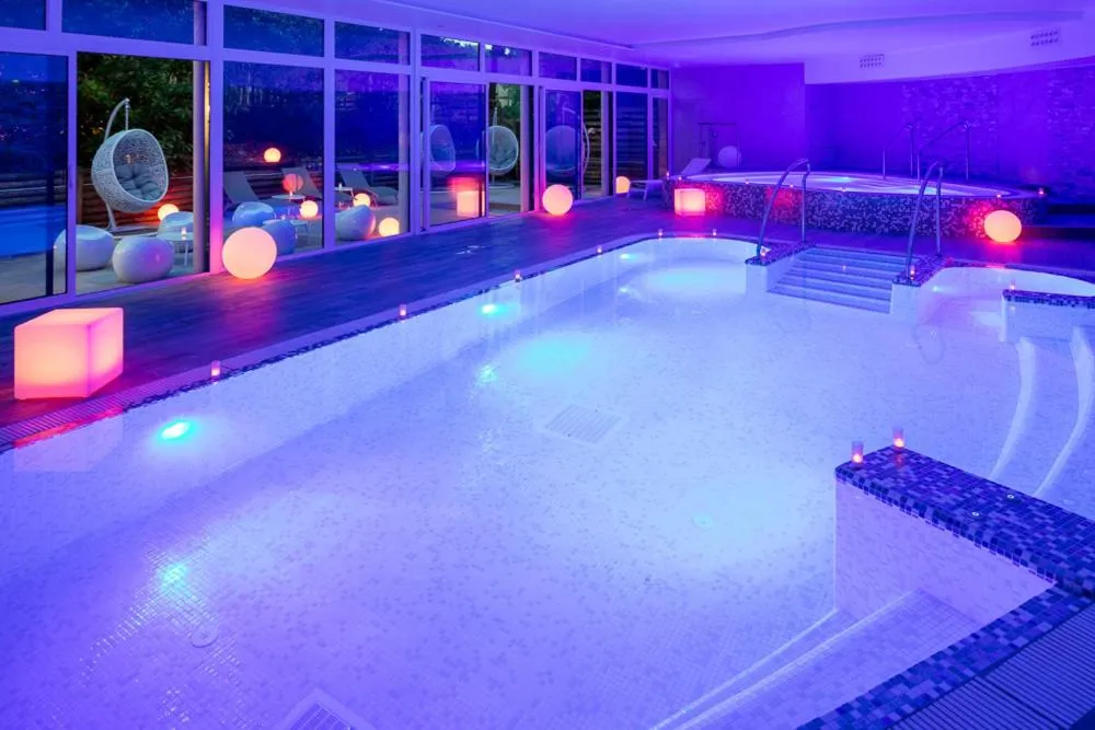 Spa and wellness centre/facilities in Hôtel & Spa Vitalparc, The Originals Collection