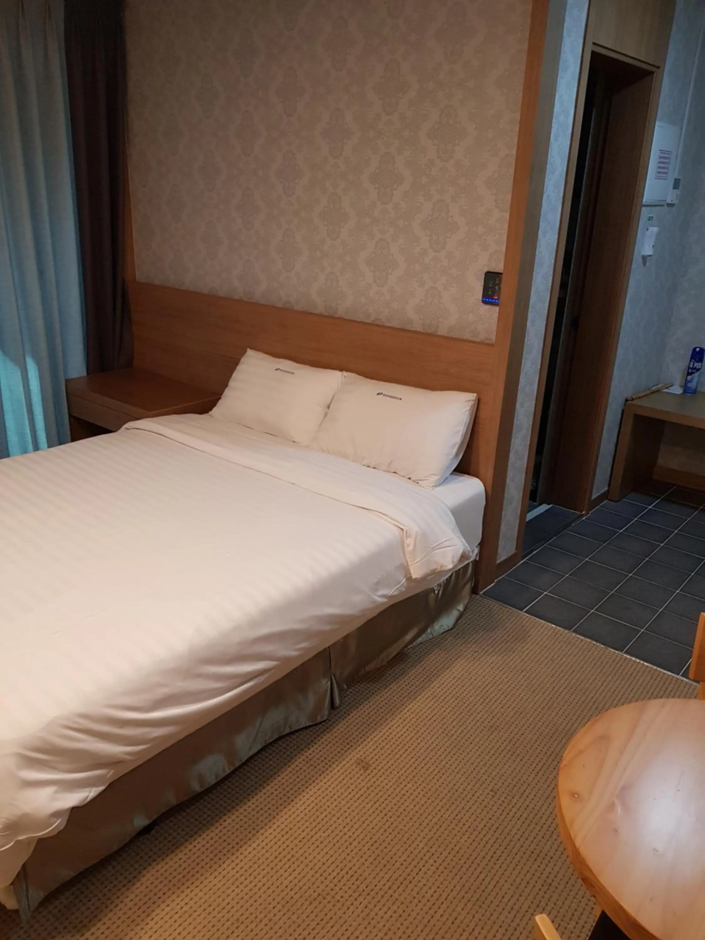 Bed in YangYang International Airport Hotel
