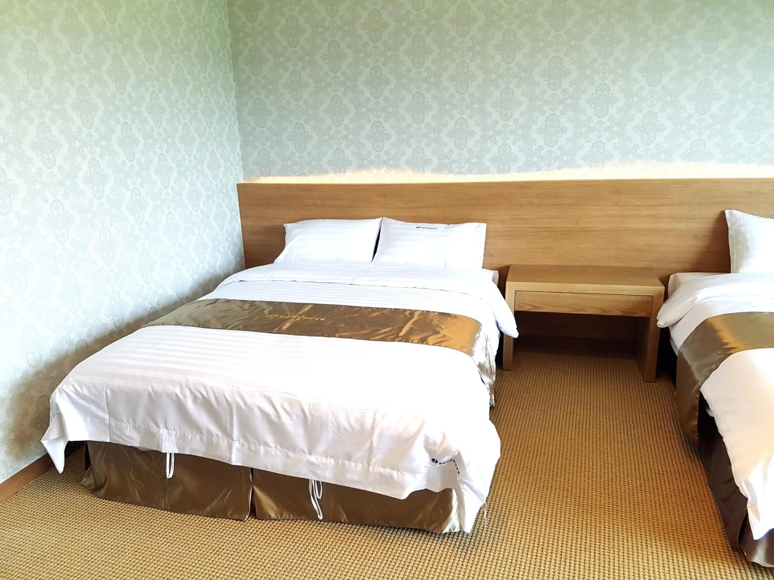 Bed in YangYang International Airport Hotel