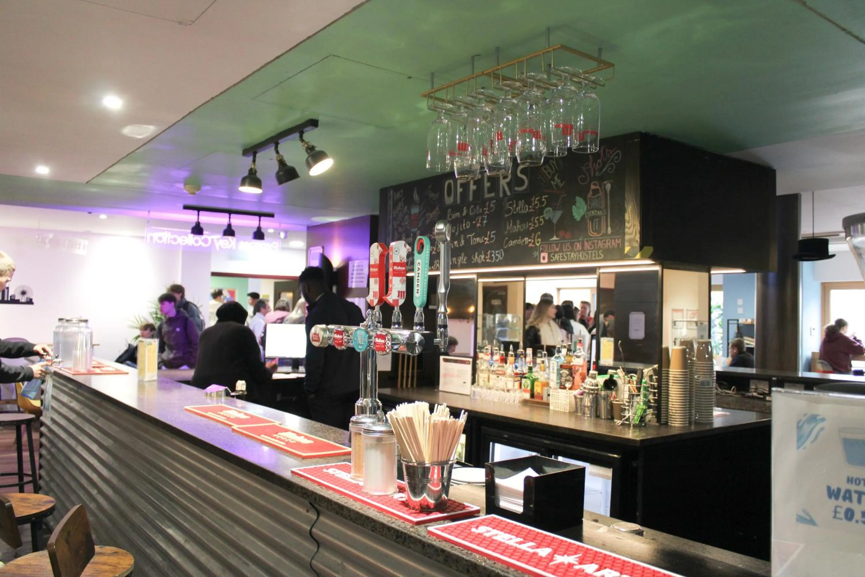 Lounge or bar in Safestay London Elephant & Castle