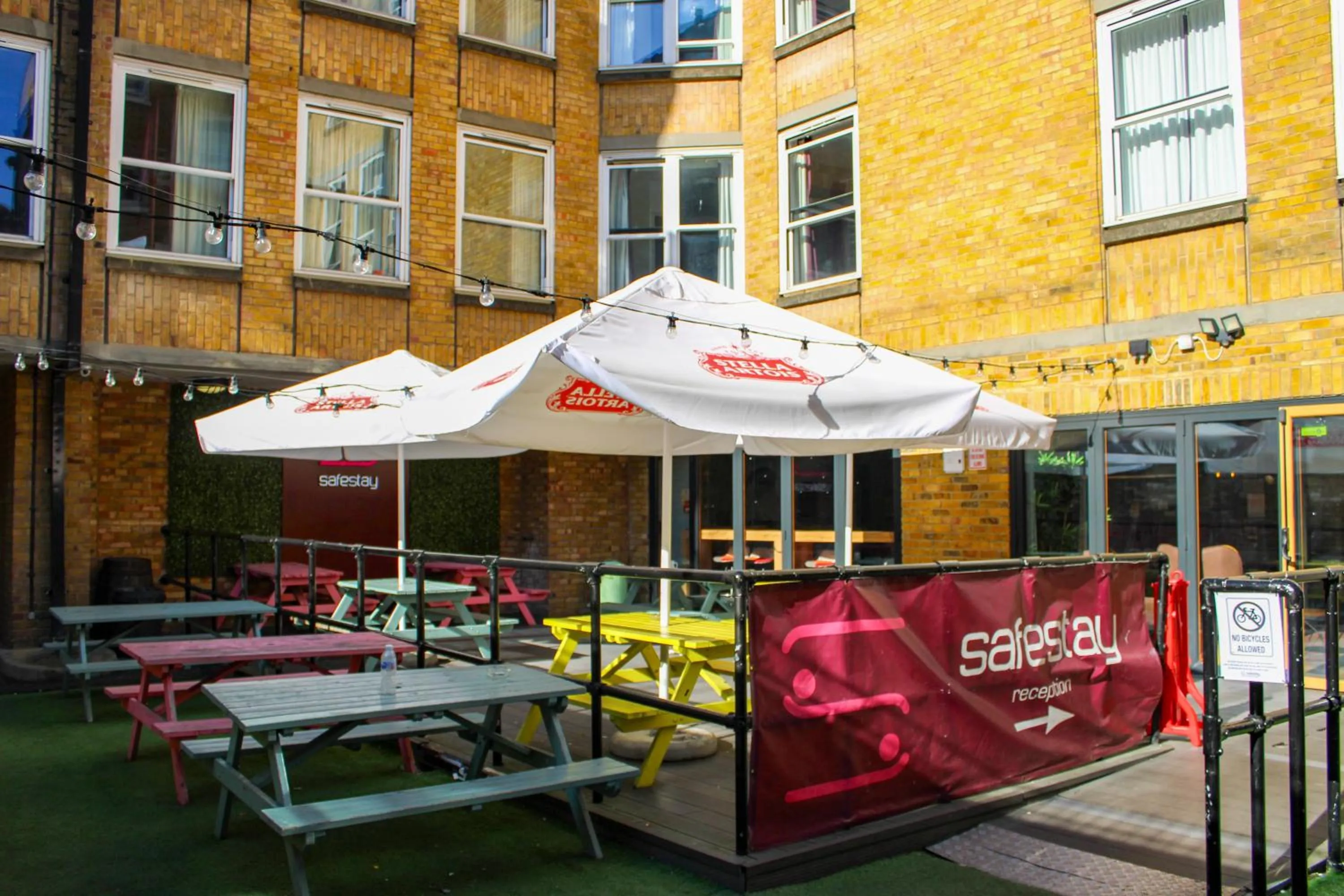 Balcony/Terrace in Safestay London Elephant & Castle