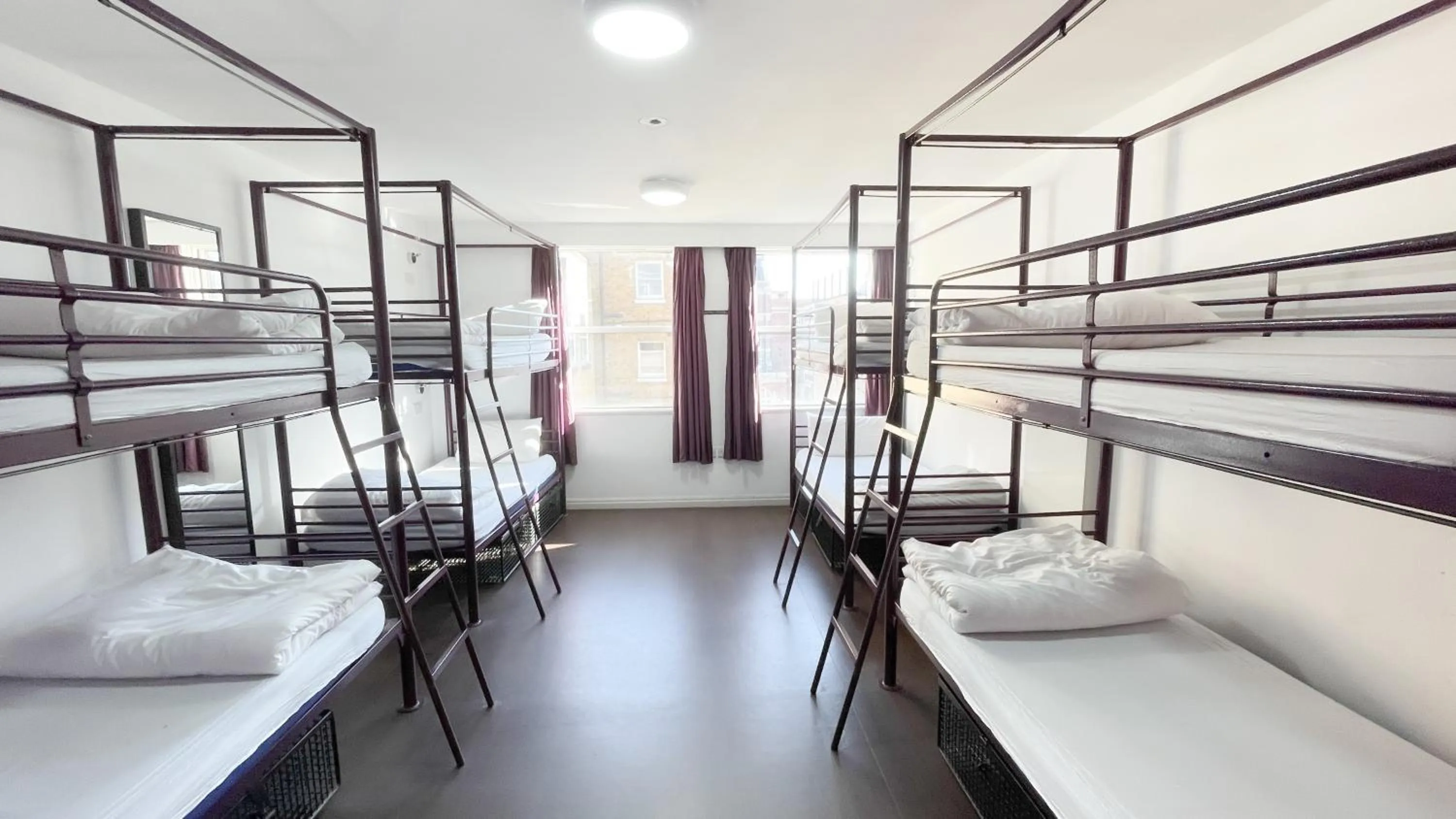 Bed in Safestay London Elephant & Castle