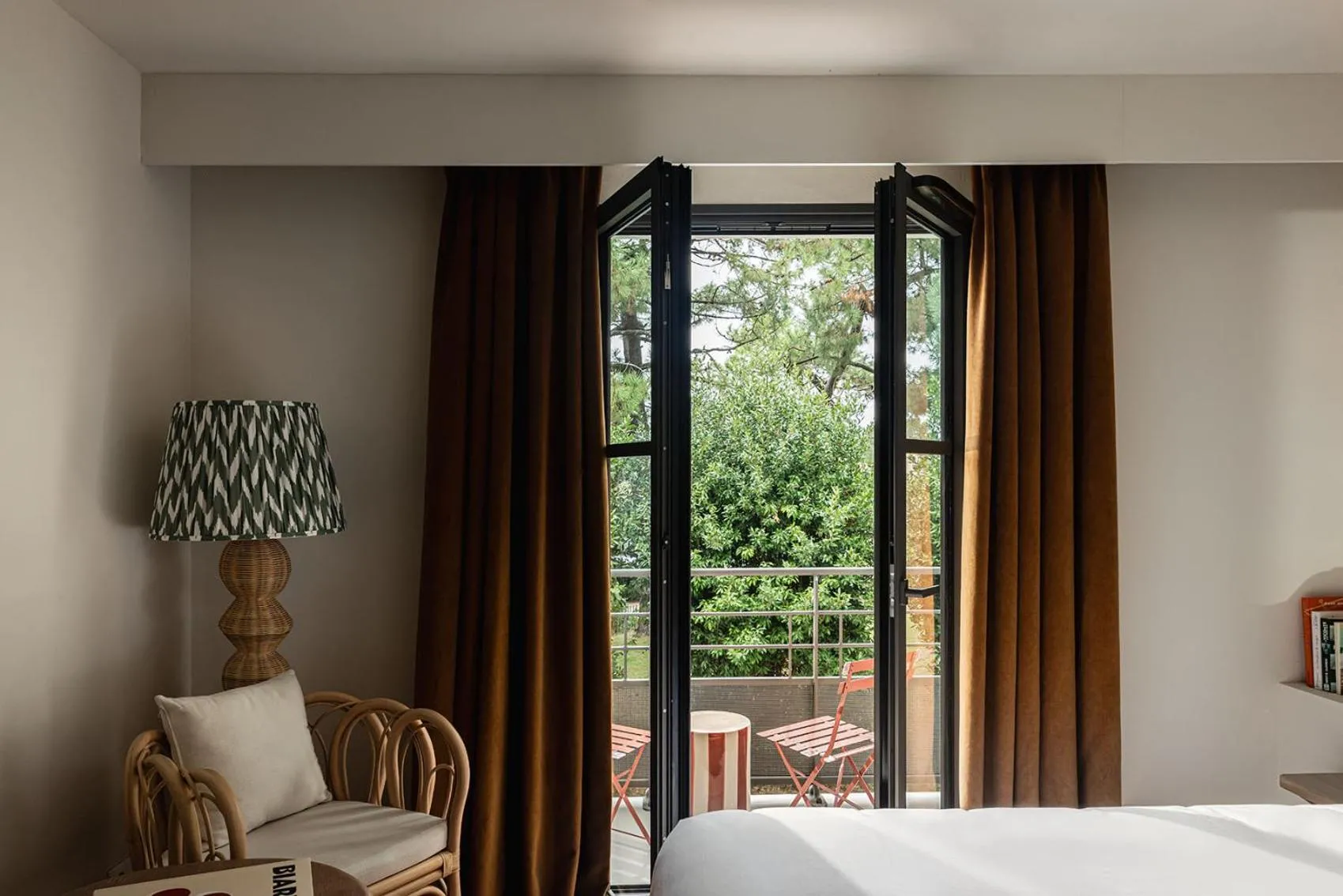 Bedroom, Bed in Hôtel Maison Chiberta