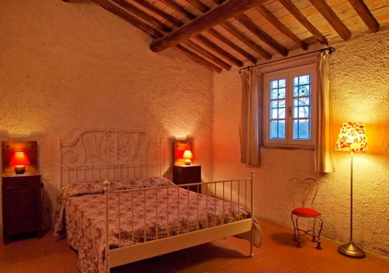 Bed in Agriturismo La Moraia