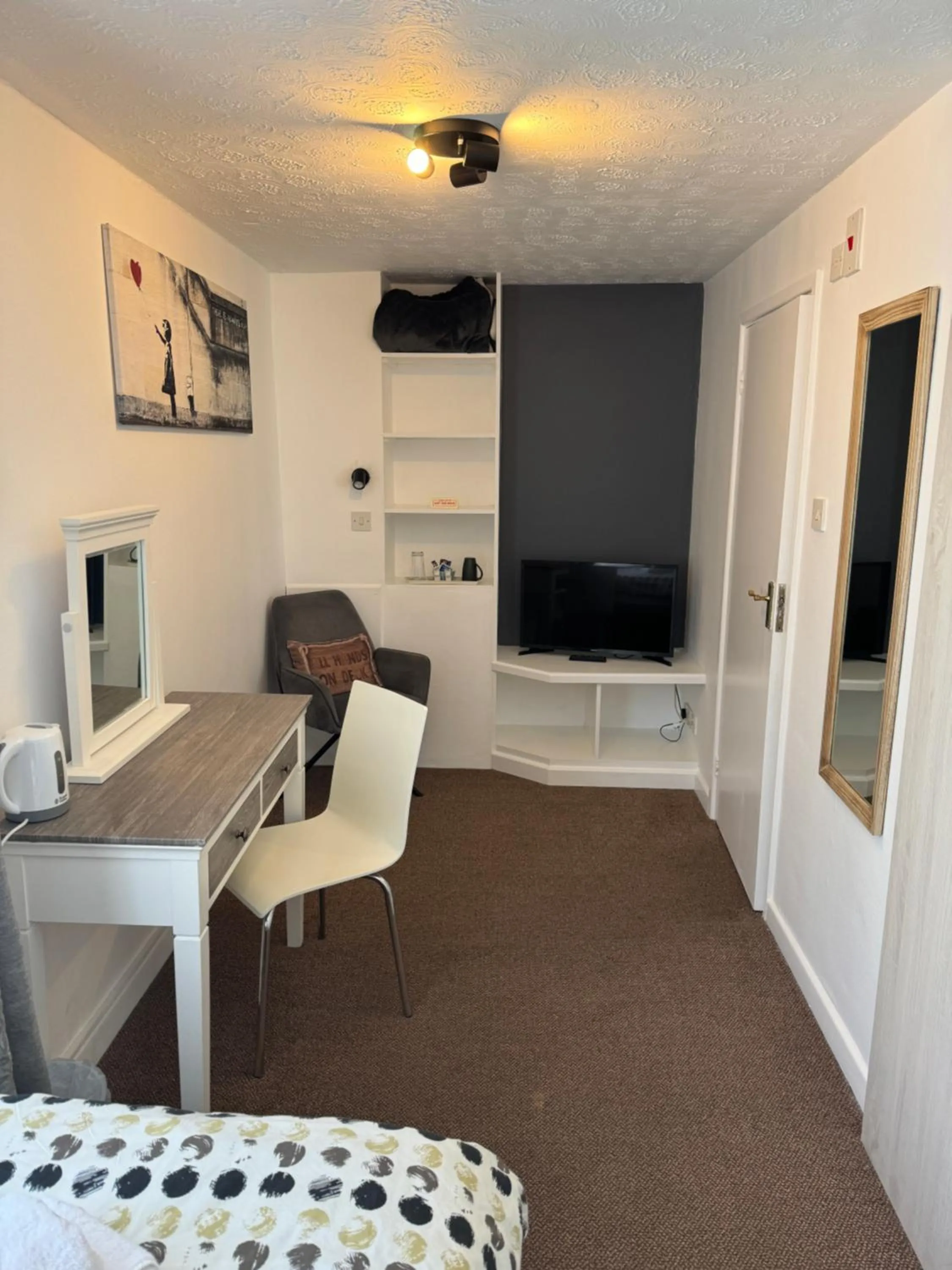 Bedroom in St Georges Guest House