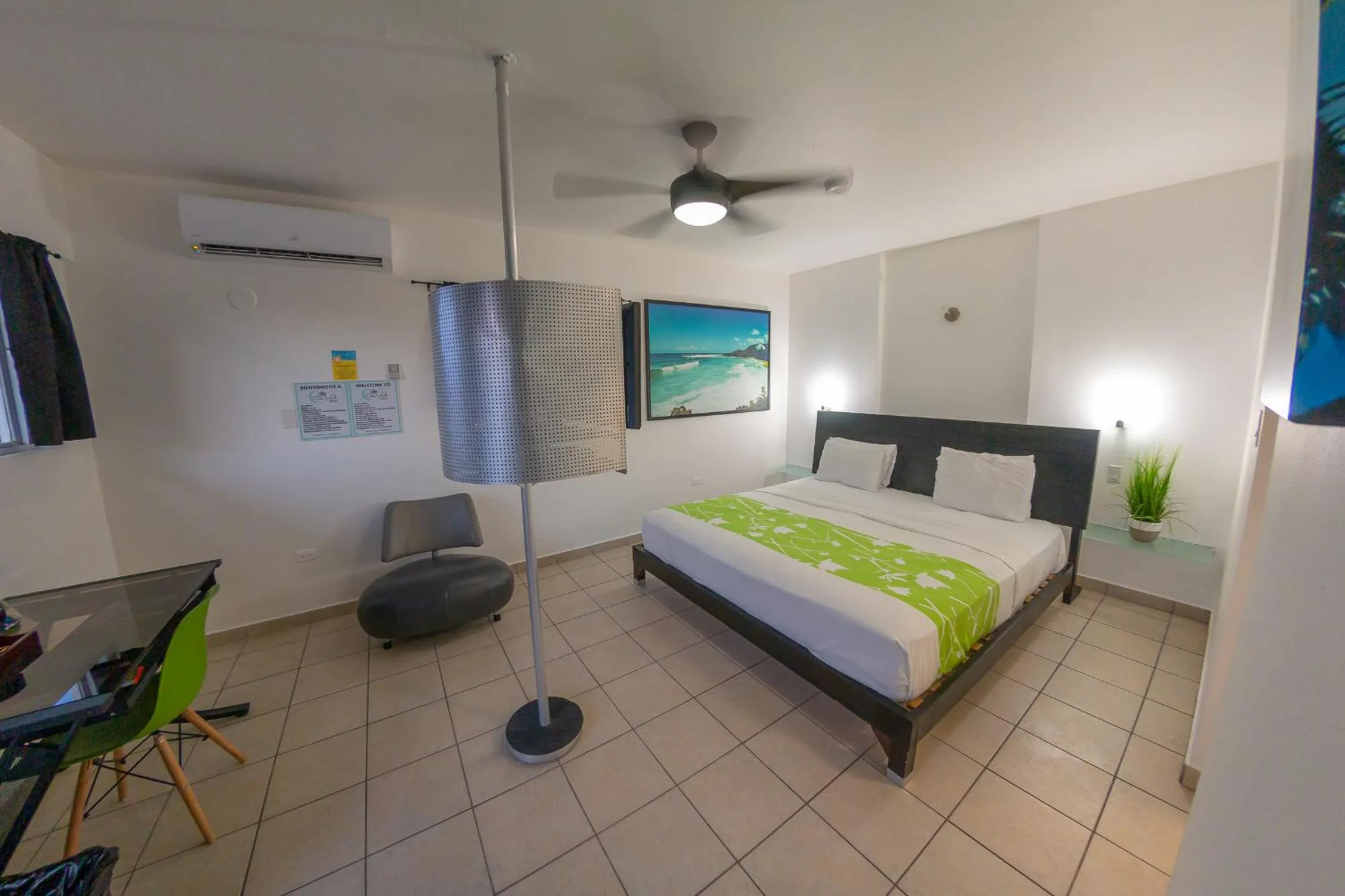 Photo of the whole room in Casa Verde Hotel - Steps to the Beach, Pool, Restaurant & Bar