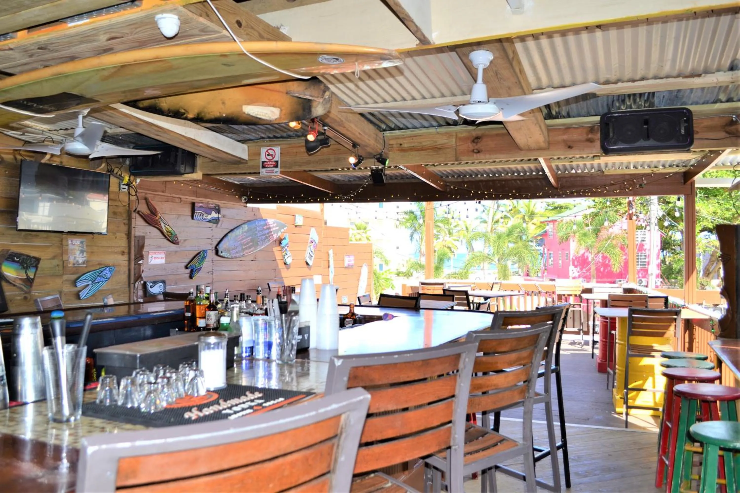 Restaurant/places to eat in Casa Verde Hotel - Steps to the Beach, Pool, Restaurant & Bar