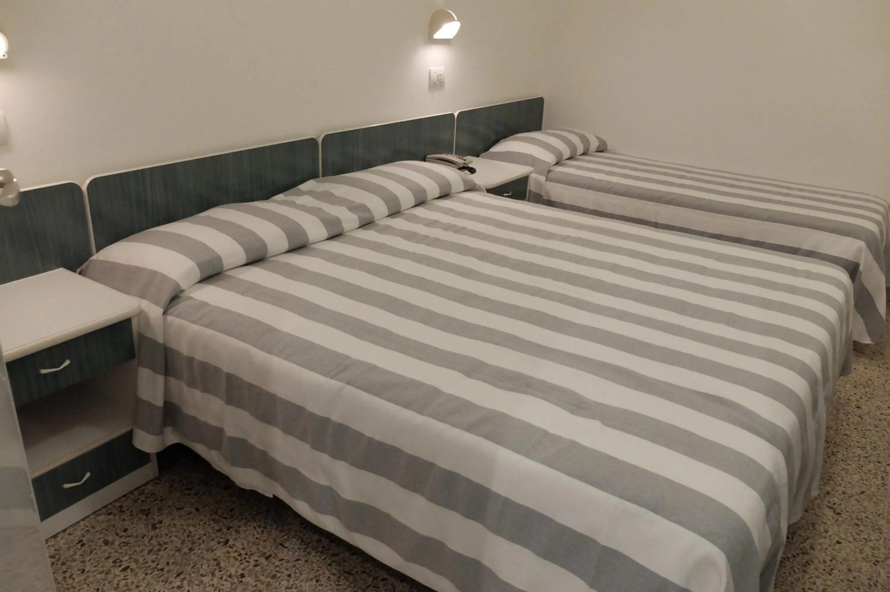 Bed in Hotel Aurea