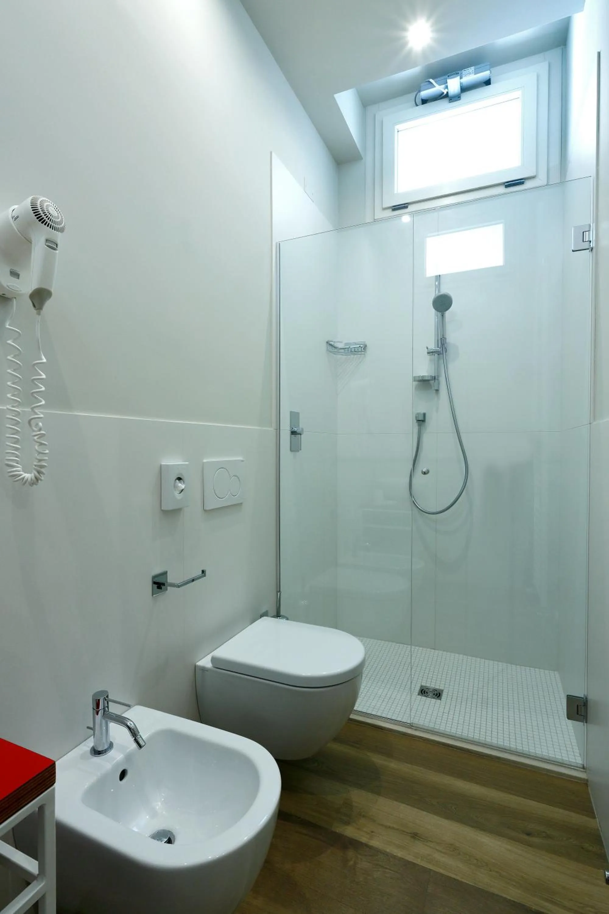 Shower in Hotel Aurea