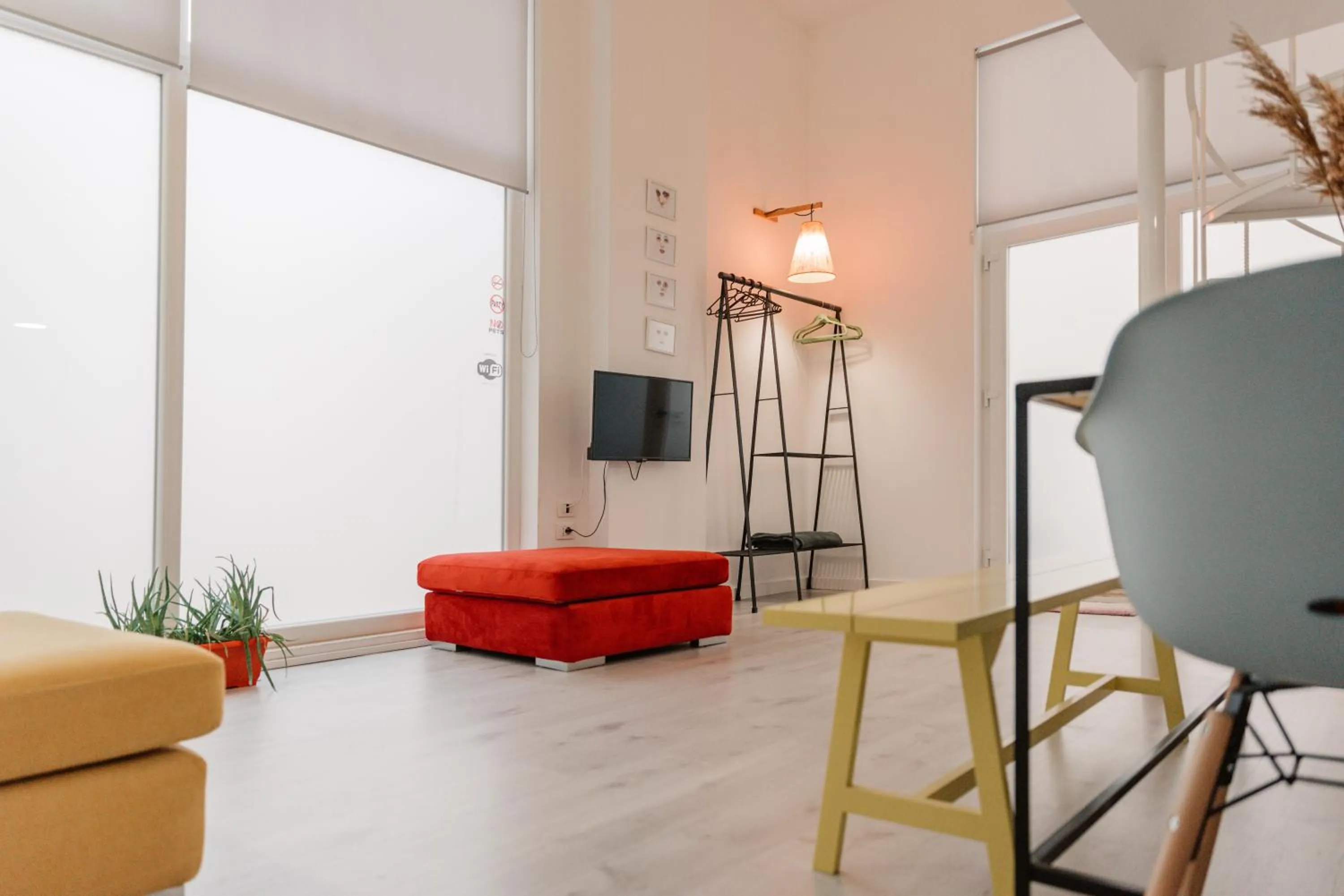 TV and multimedia in Sun&Moon Ohridlake Apartments