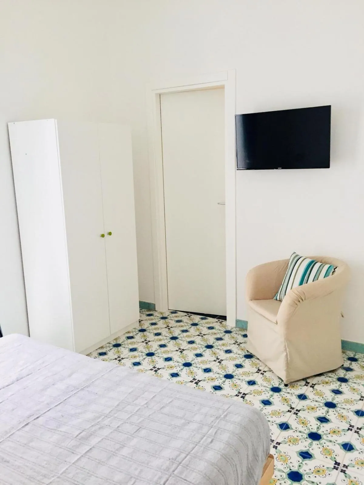 TV and multimedia, Bed in L'ALICE B&B