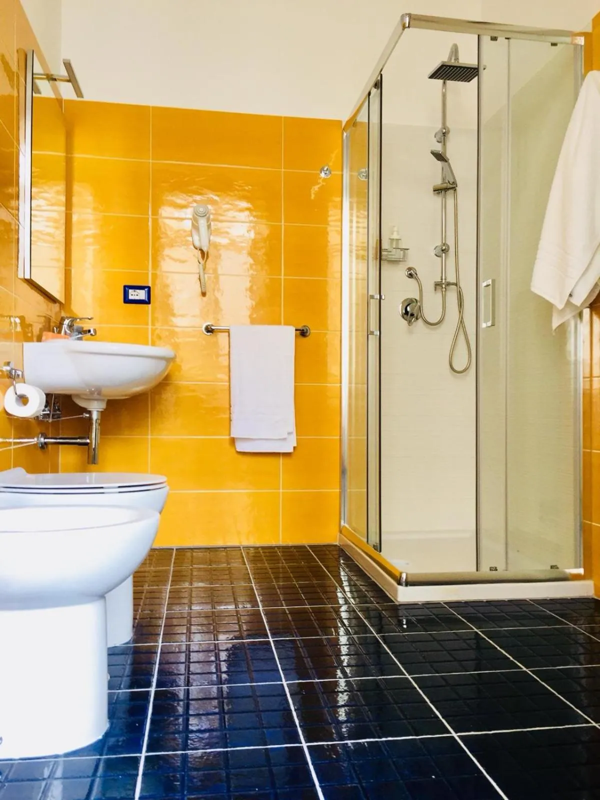 Shower in L'ALICE B&B