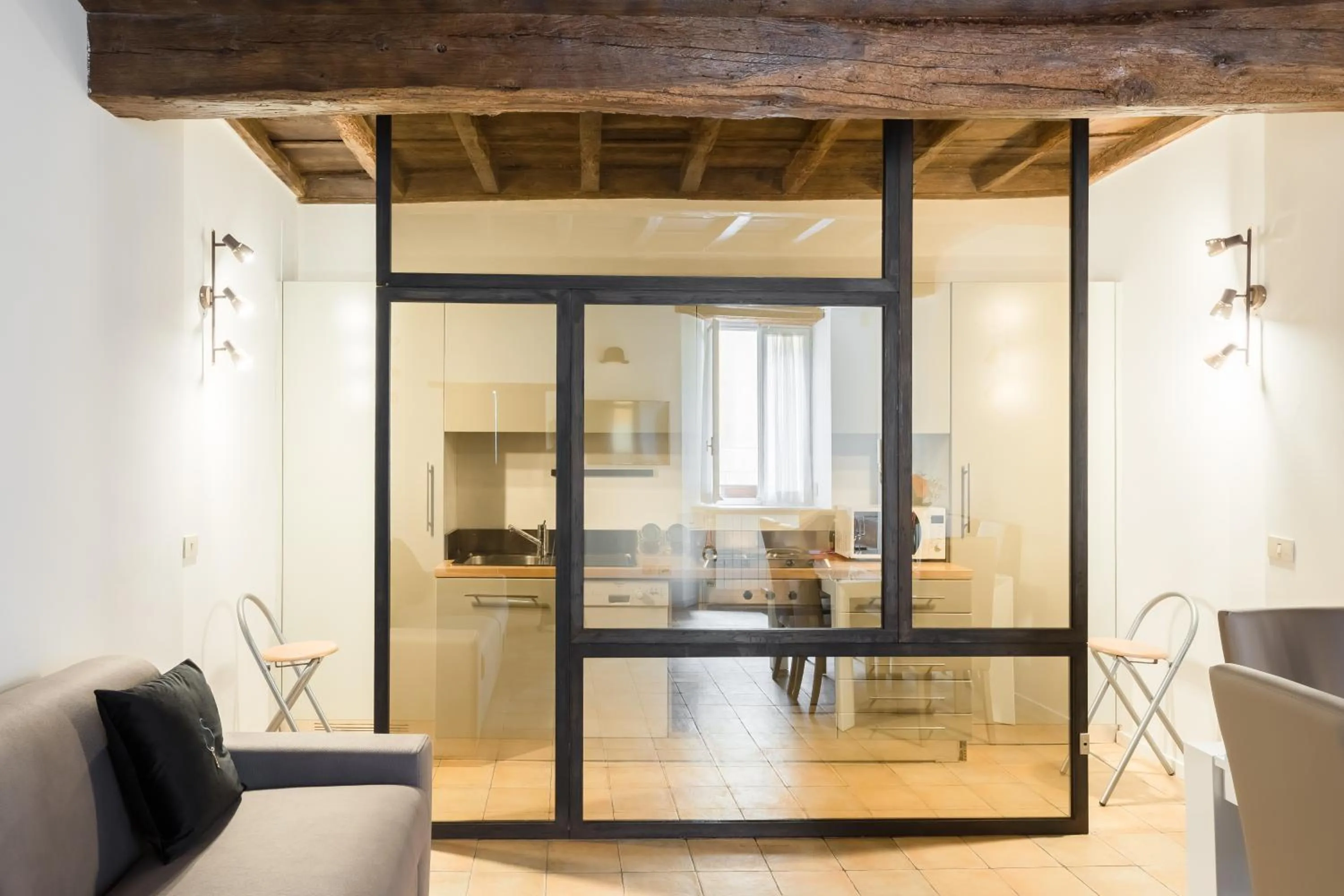 A World Aparts - 13 T.Argentina