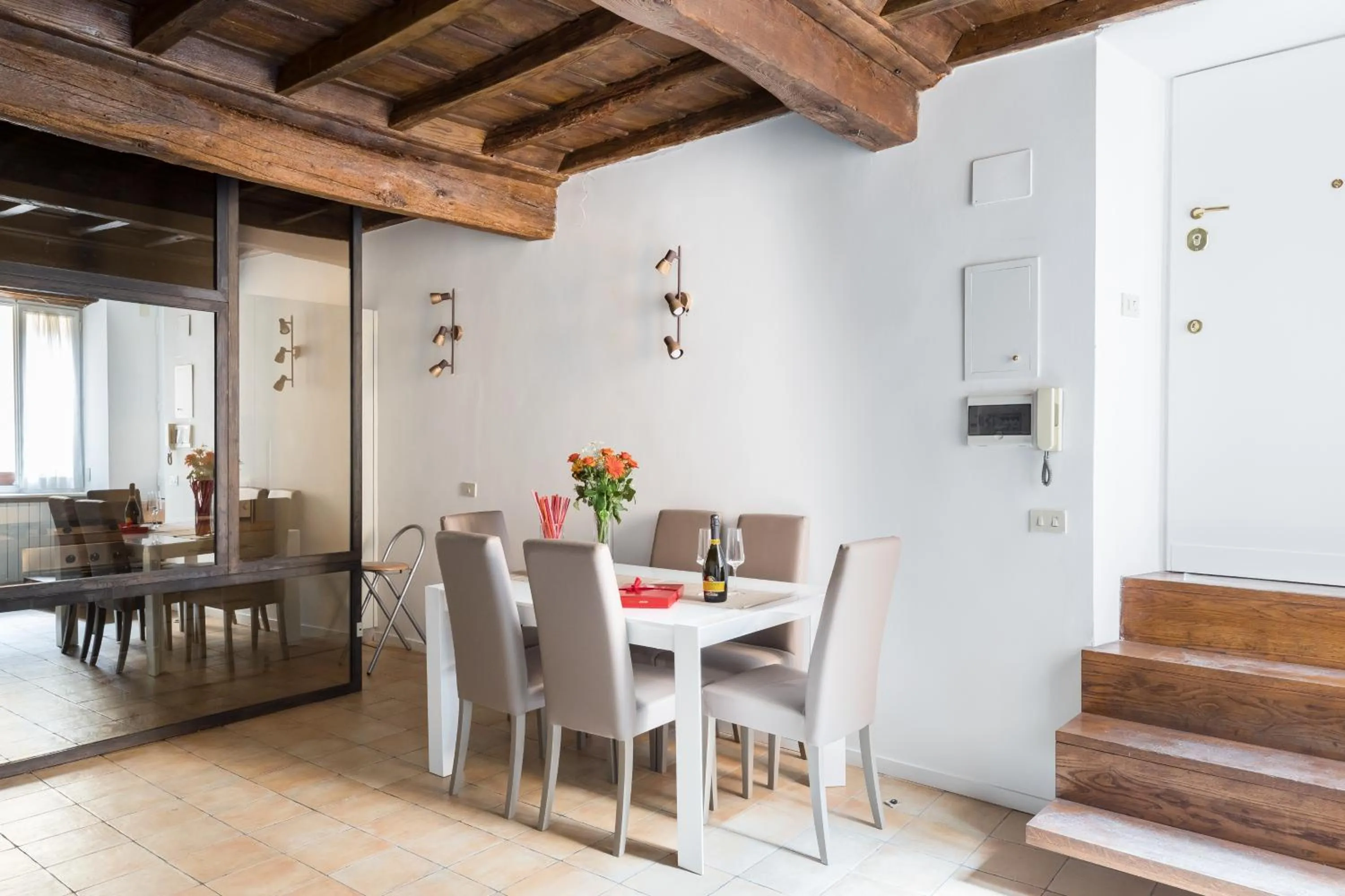 A World Aparts - 13 T.Argentina