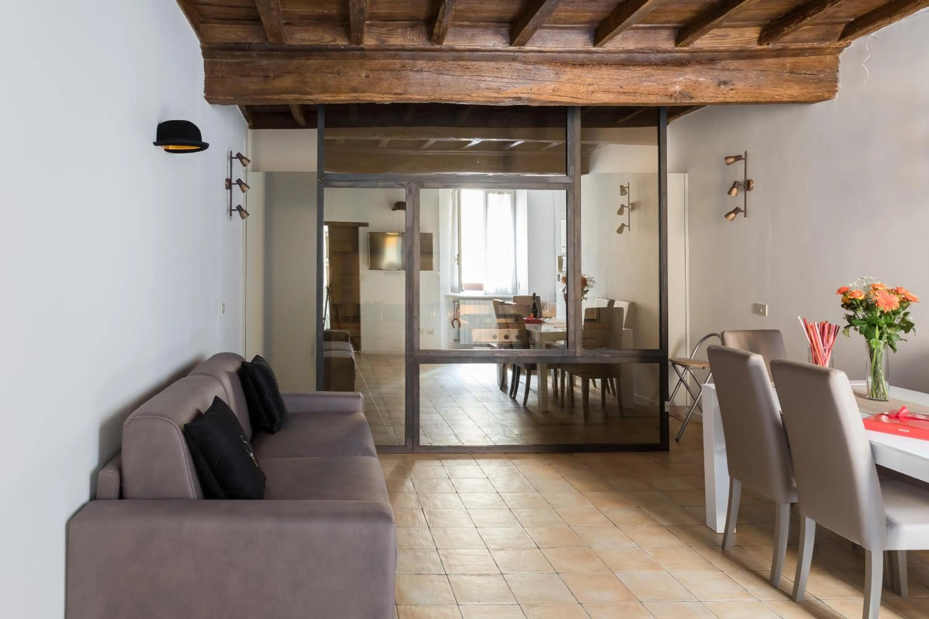 A World Aparts - 13 T.Argentina