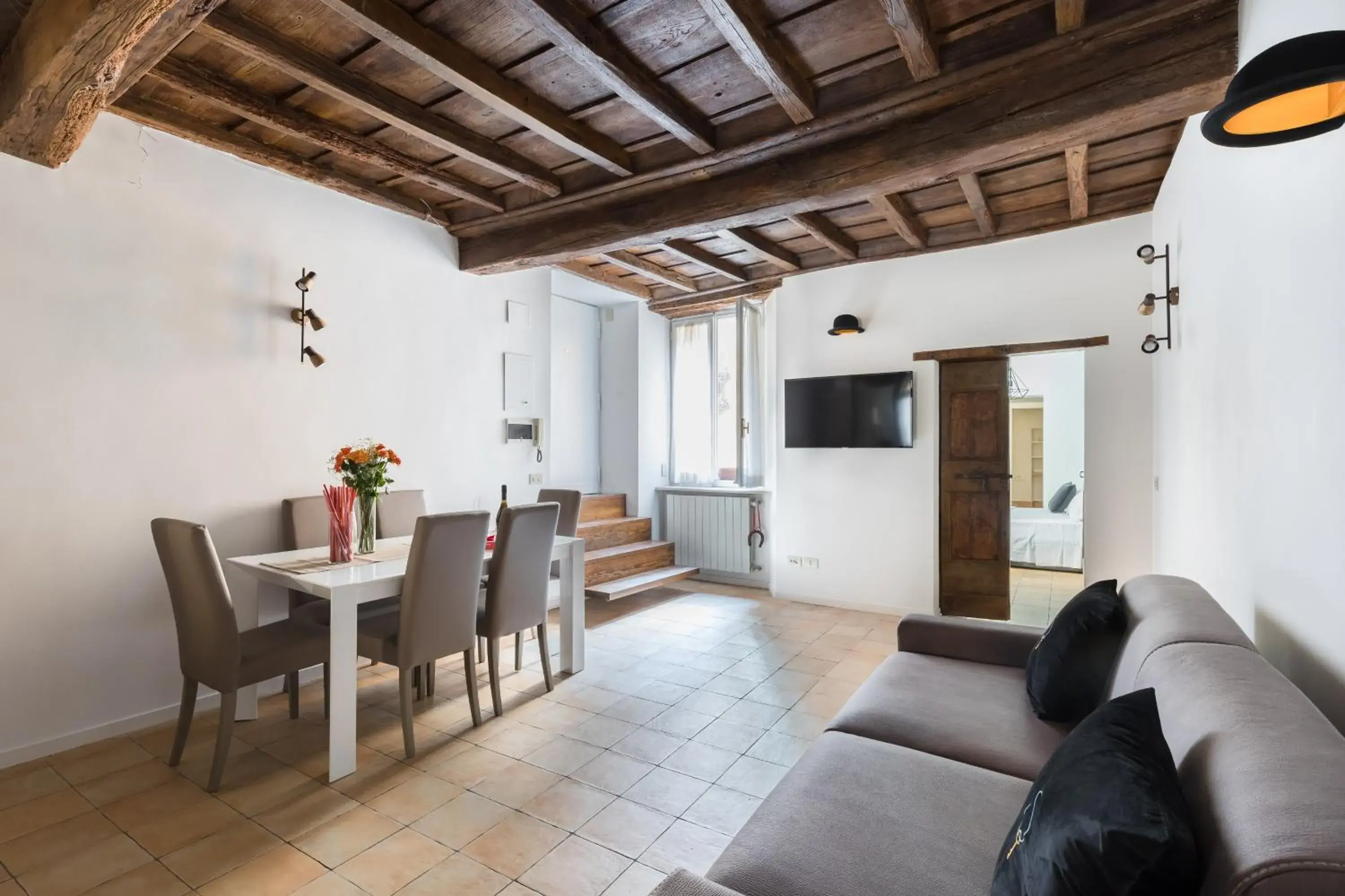 A World Aparts - 13 T.Argentina A World Aparts - 13 T.Argentina