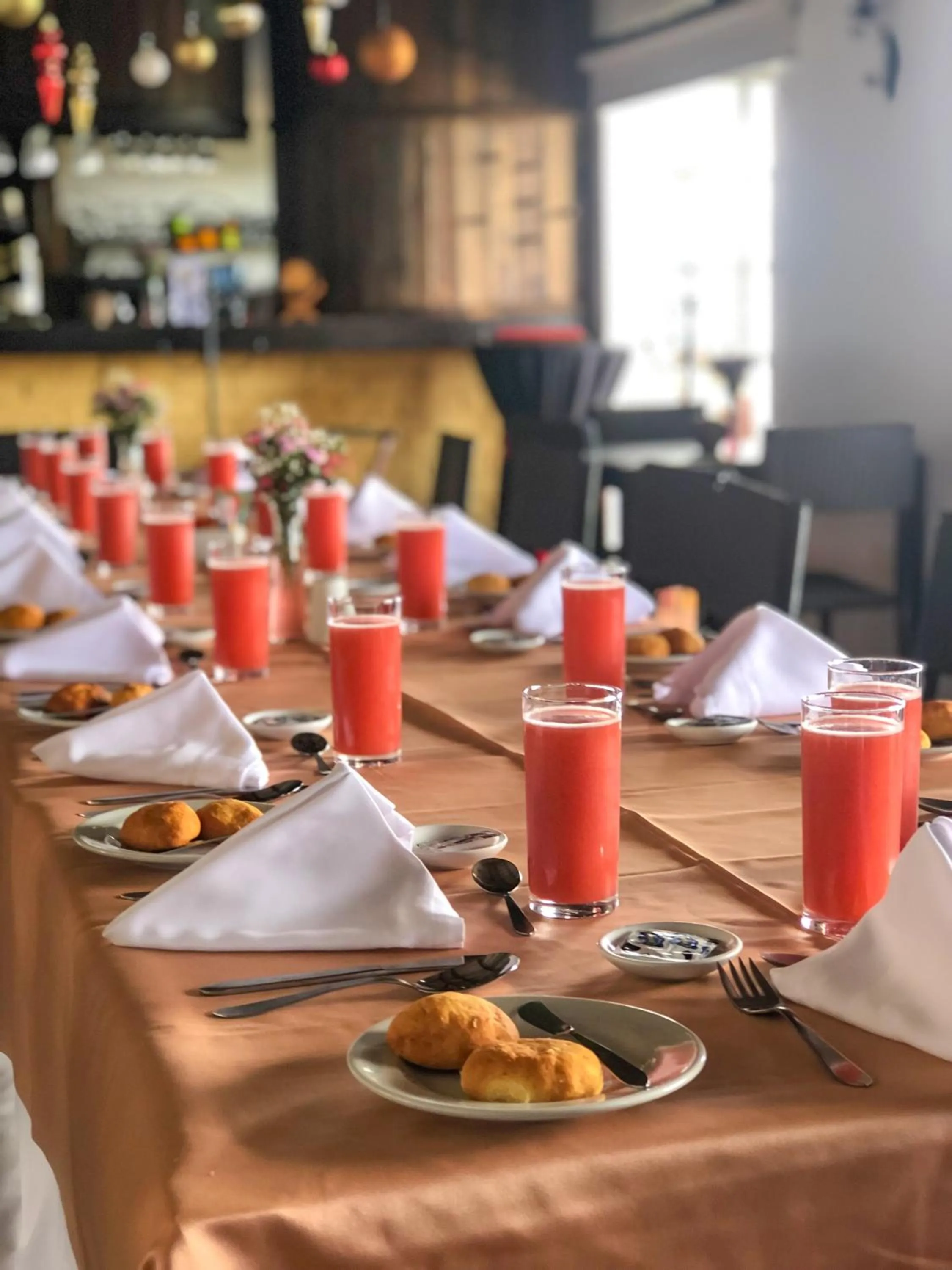 Restaurant/places to eat in Hospederia Centro de Convenciones Duruelo