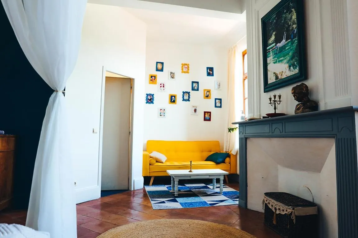 Seating area in La Maison du Saula