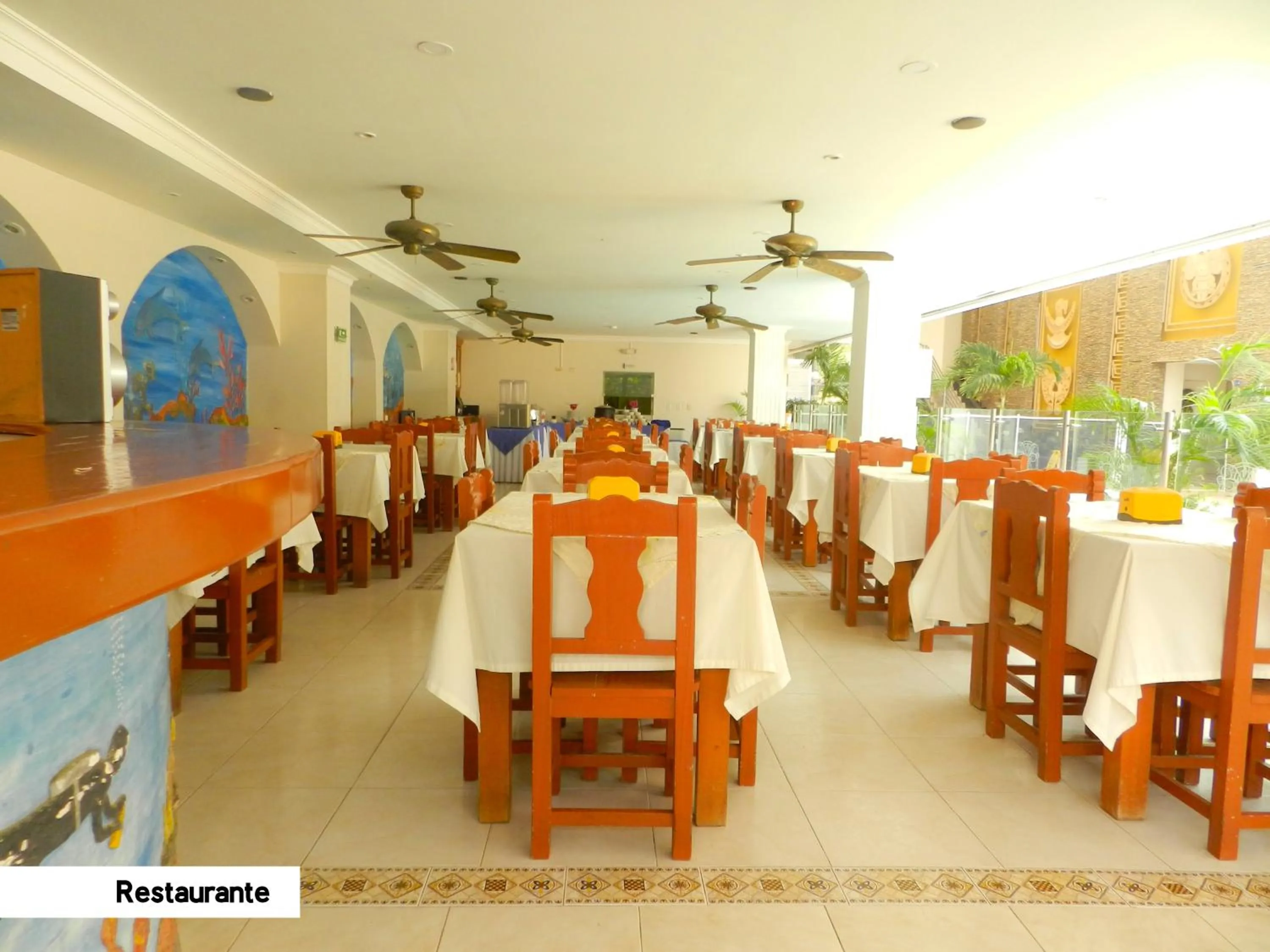 Restaurant/places to eat in Hotel Tayrona Rodadero