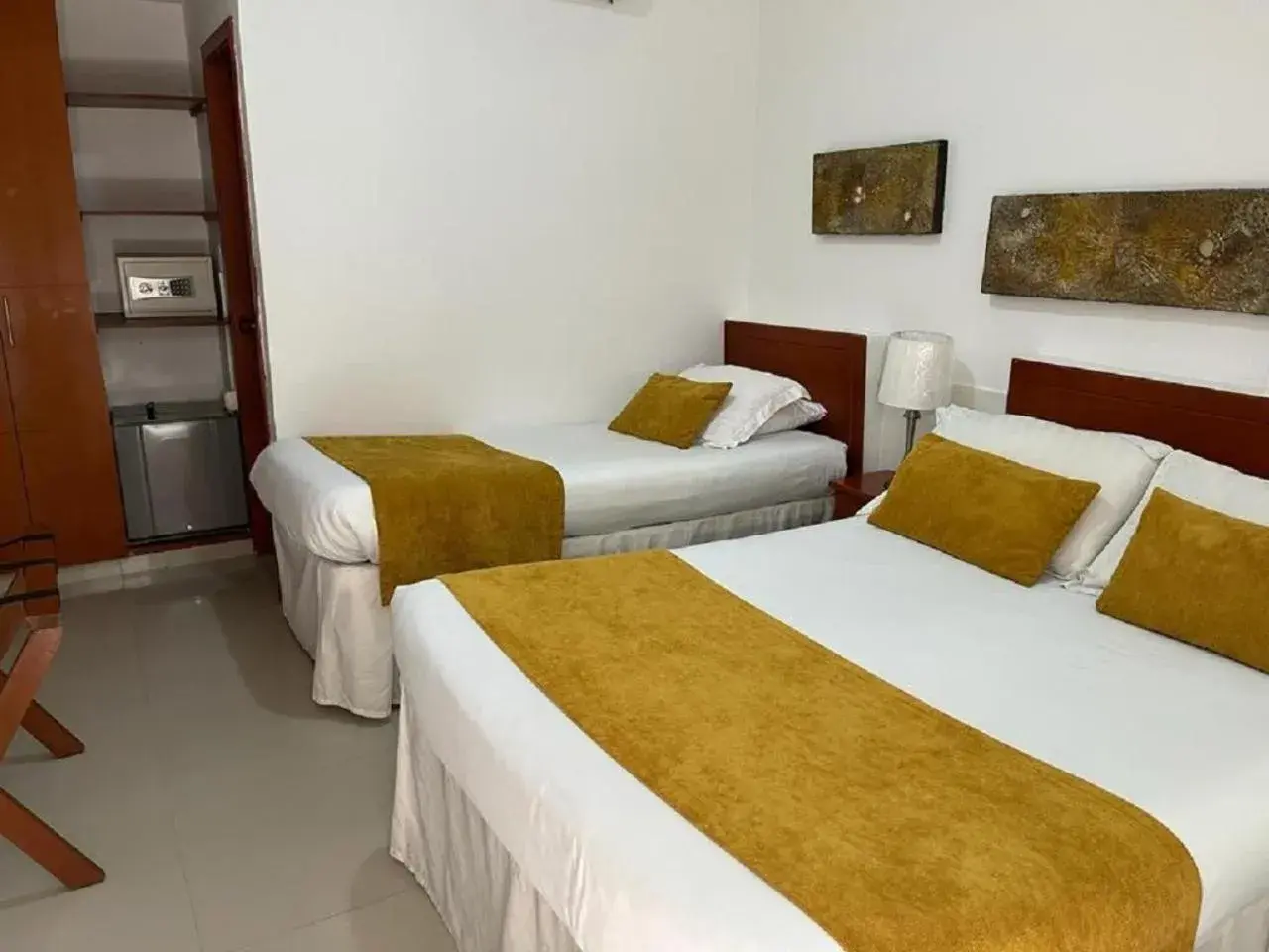 Photo of the whole room, Bed in Hotel Tayrona Rodadero Photo of the whole room, Bed in Hotel Tayrona Rodadero