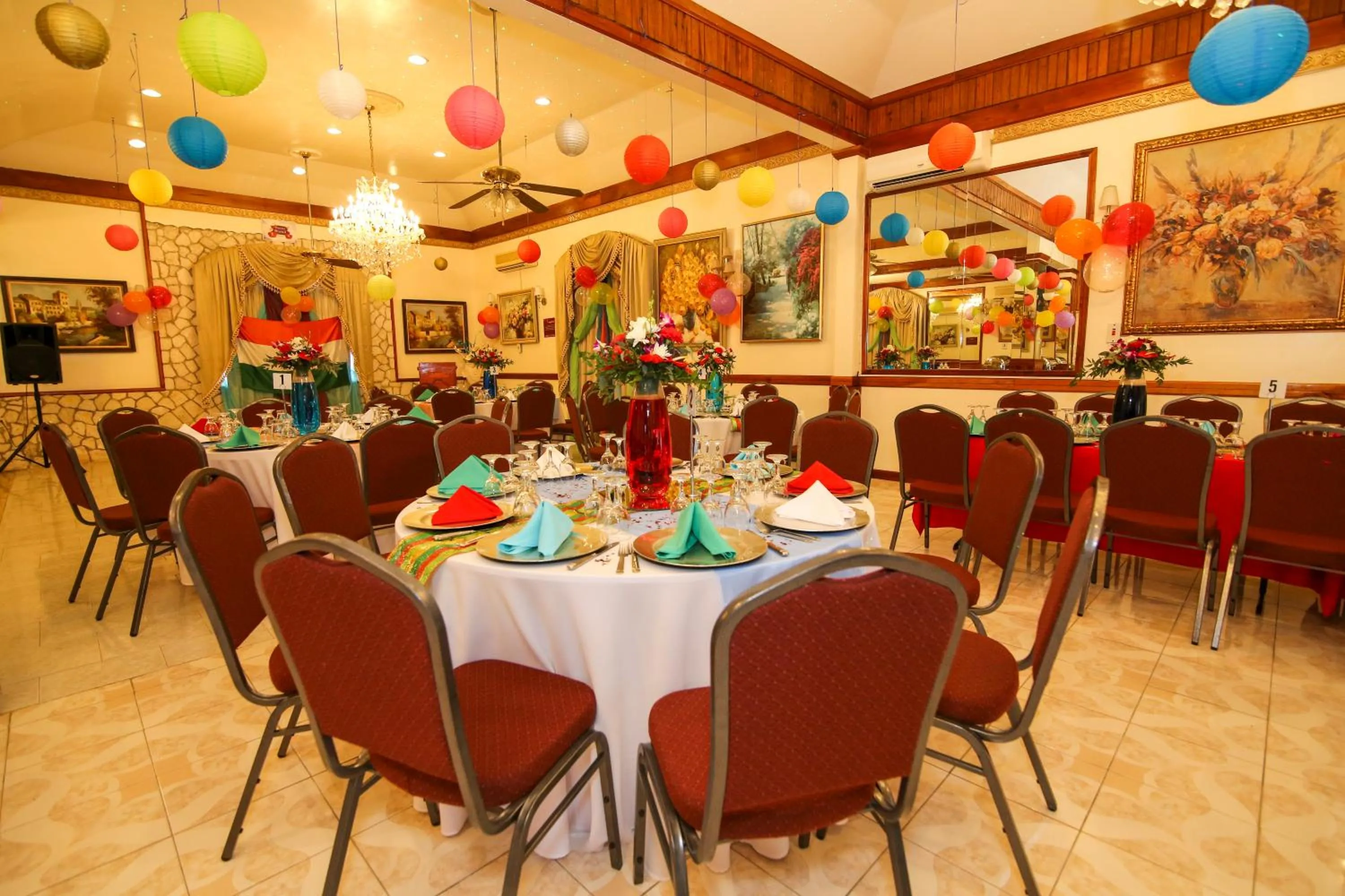 Banquet/Function facilities in Rayon Hotel