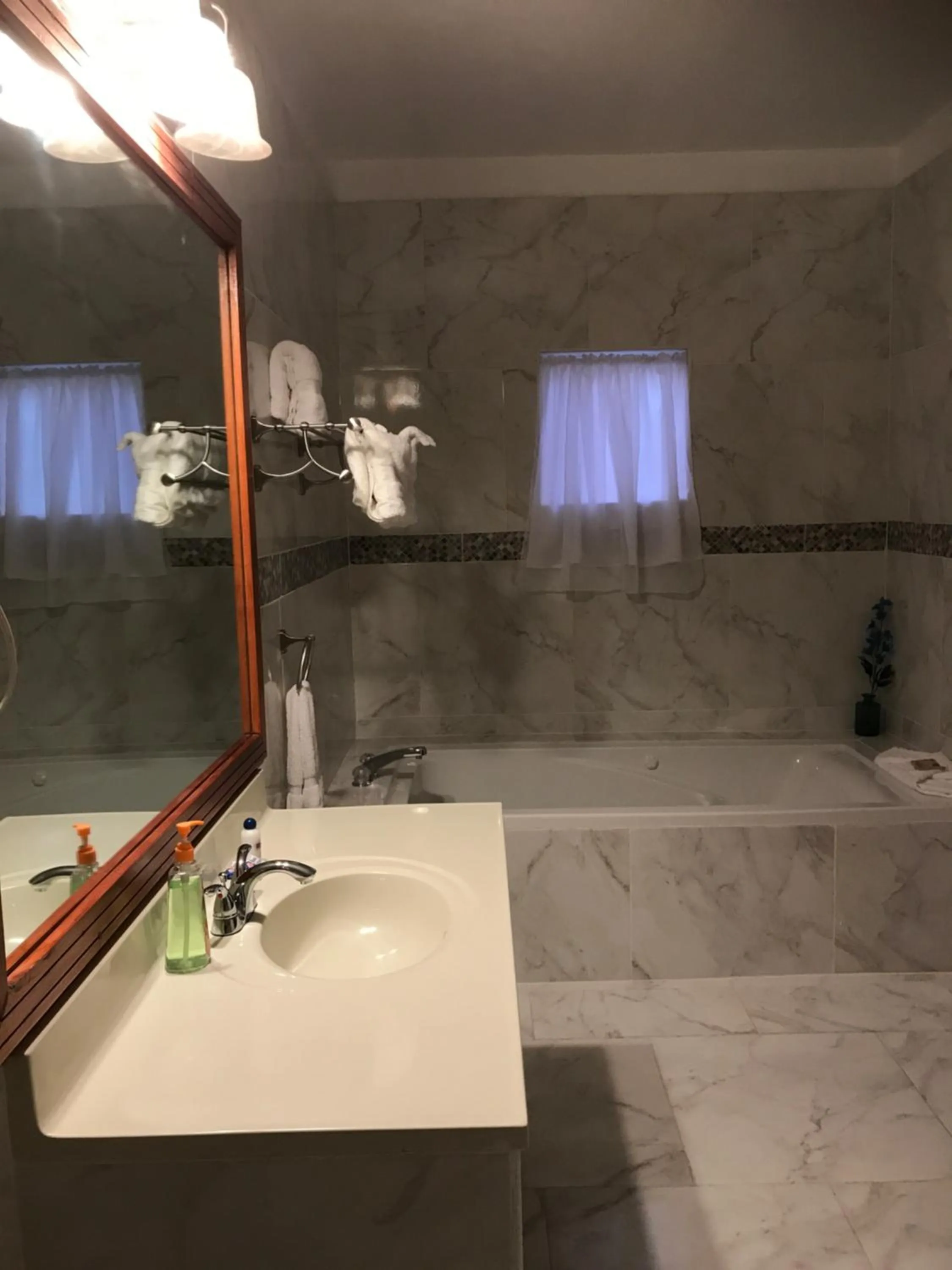 Bathroom in Rayon Hotel