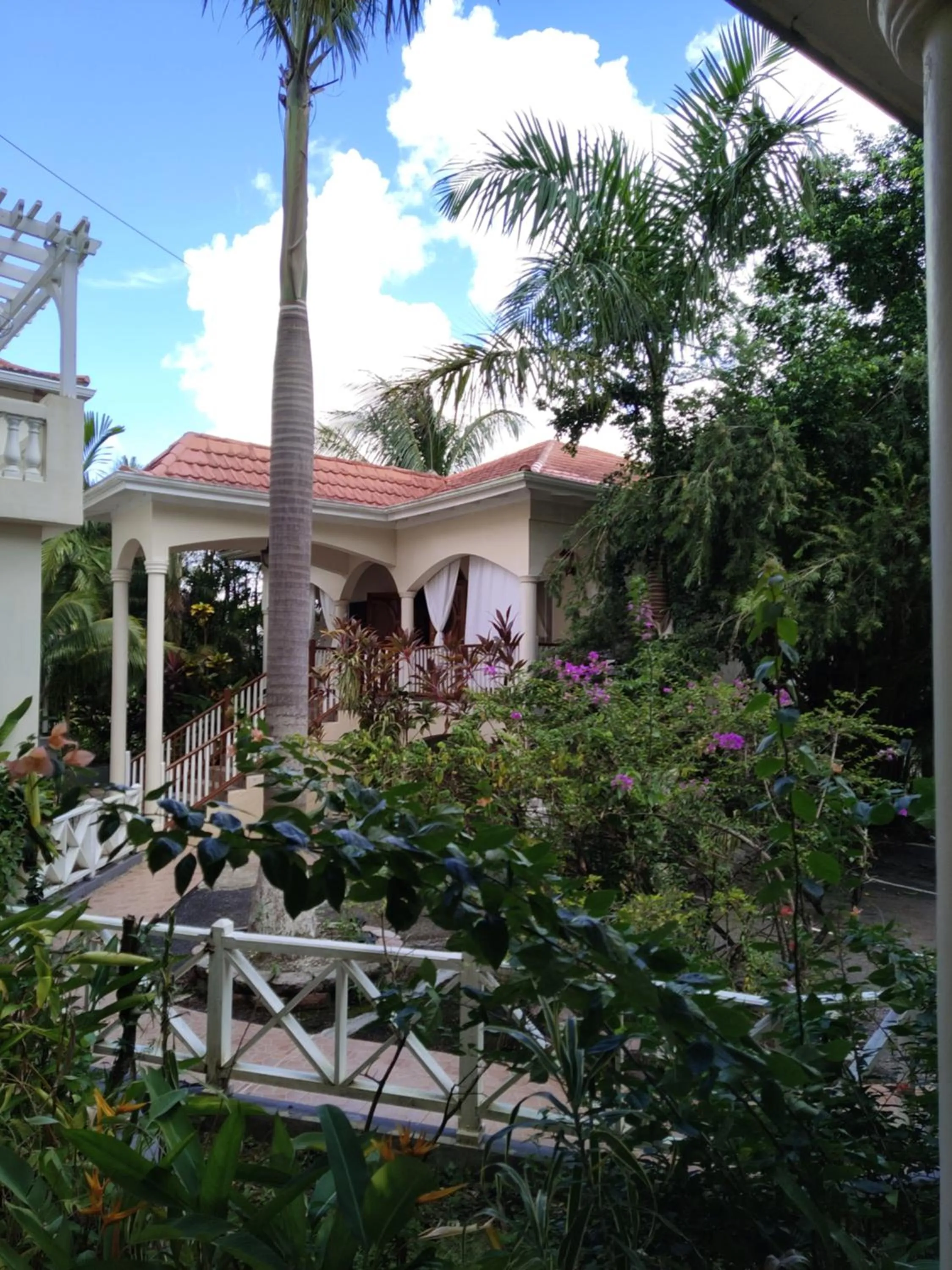 Property building in Rayon Hotel