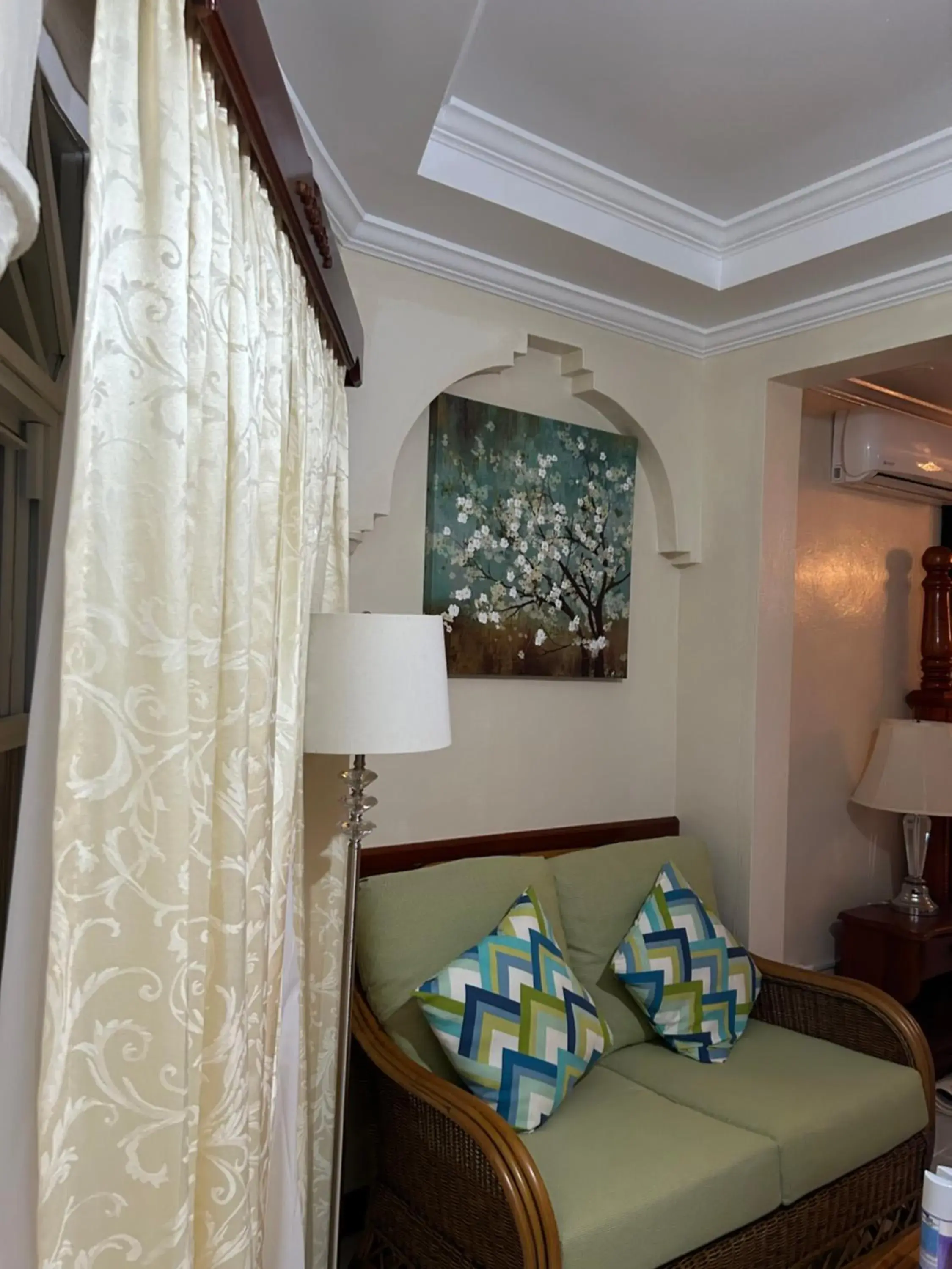 Seating area, Bed in Rayon Hotel Seating area, Bed in Rayon Hotel