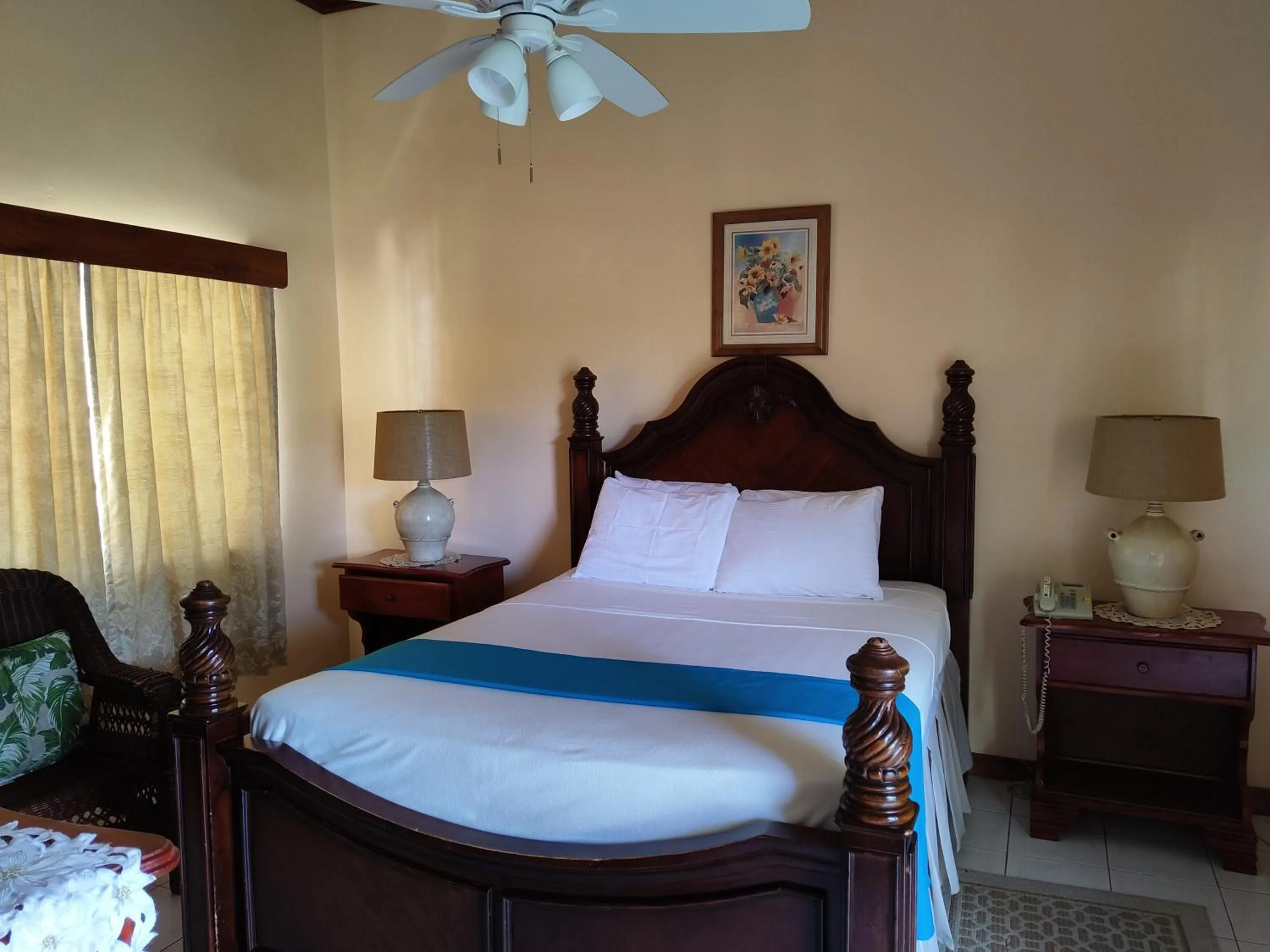 Bedroom, Bed in Rayon Hotel