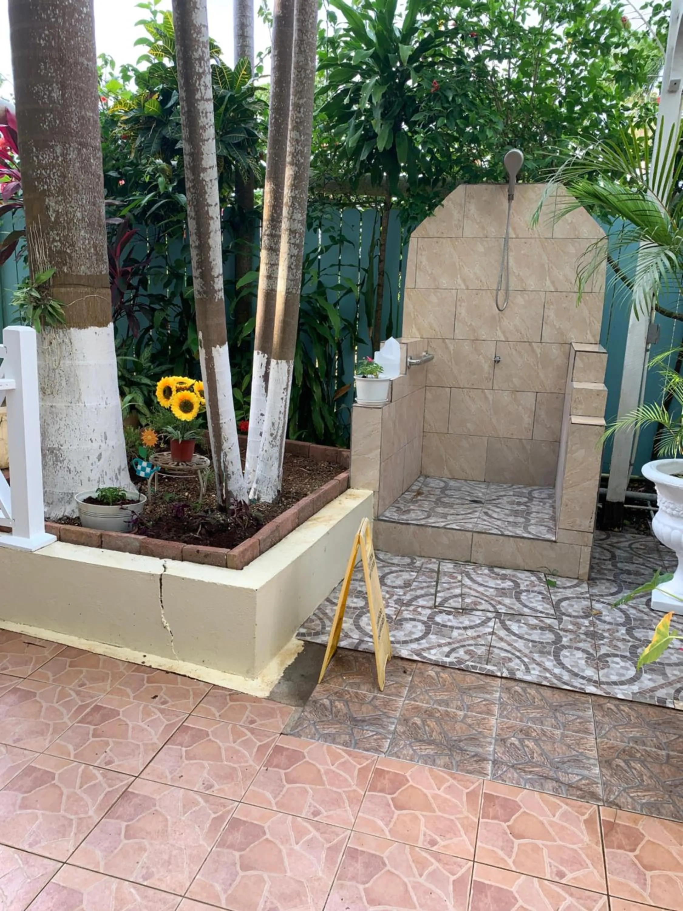 Garden in Rayon Hotel