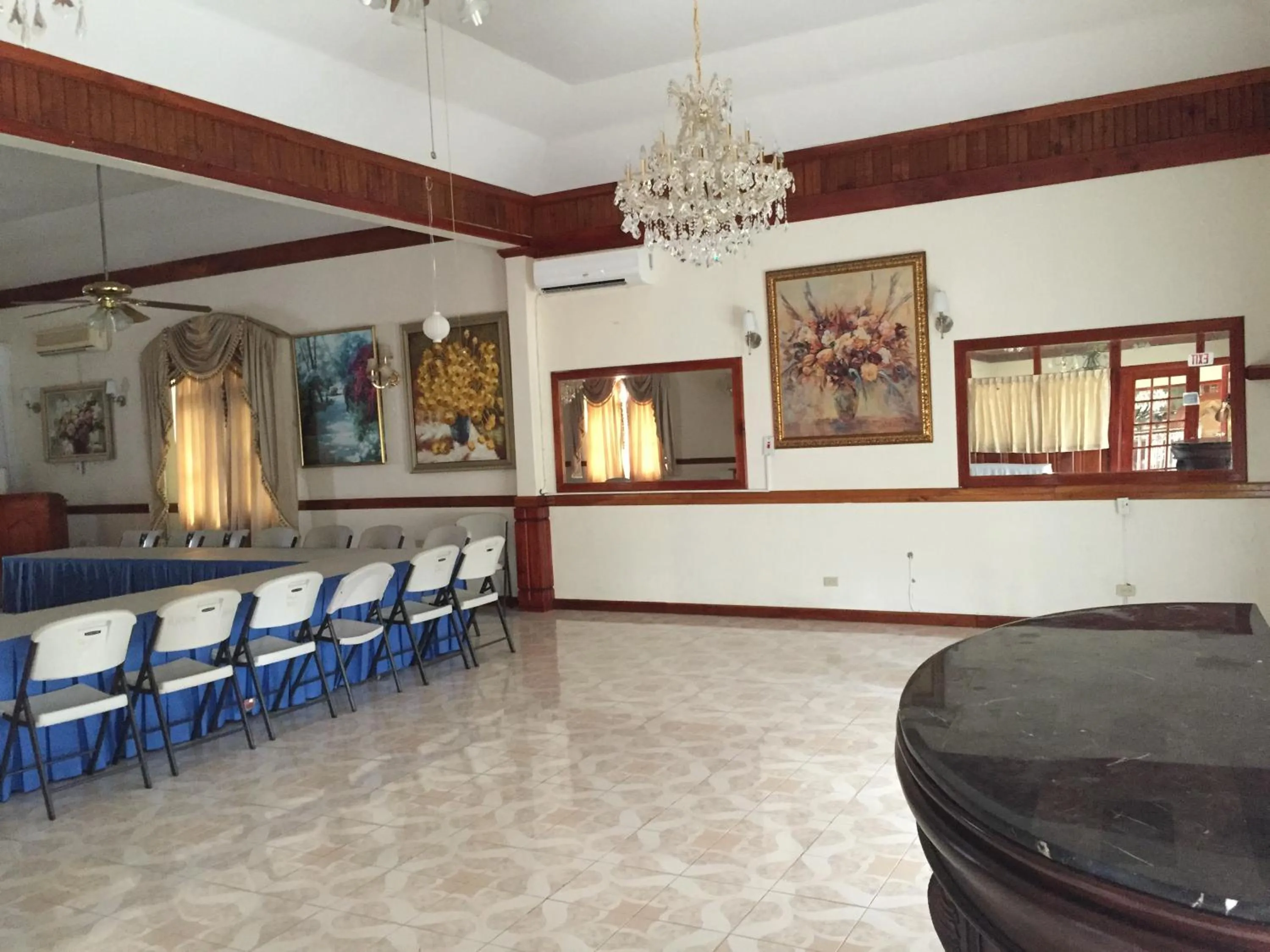 Meeting/conference room in Rayon Hotel