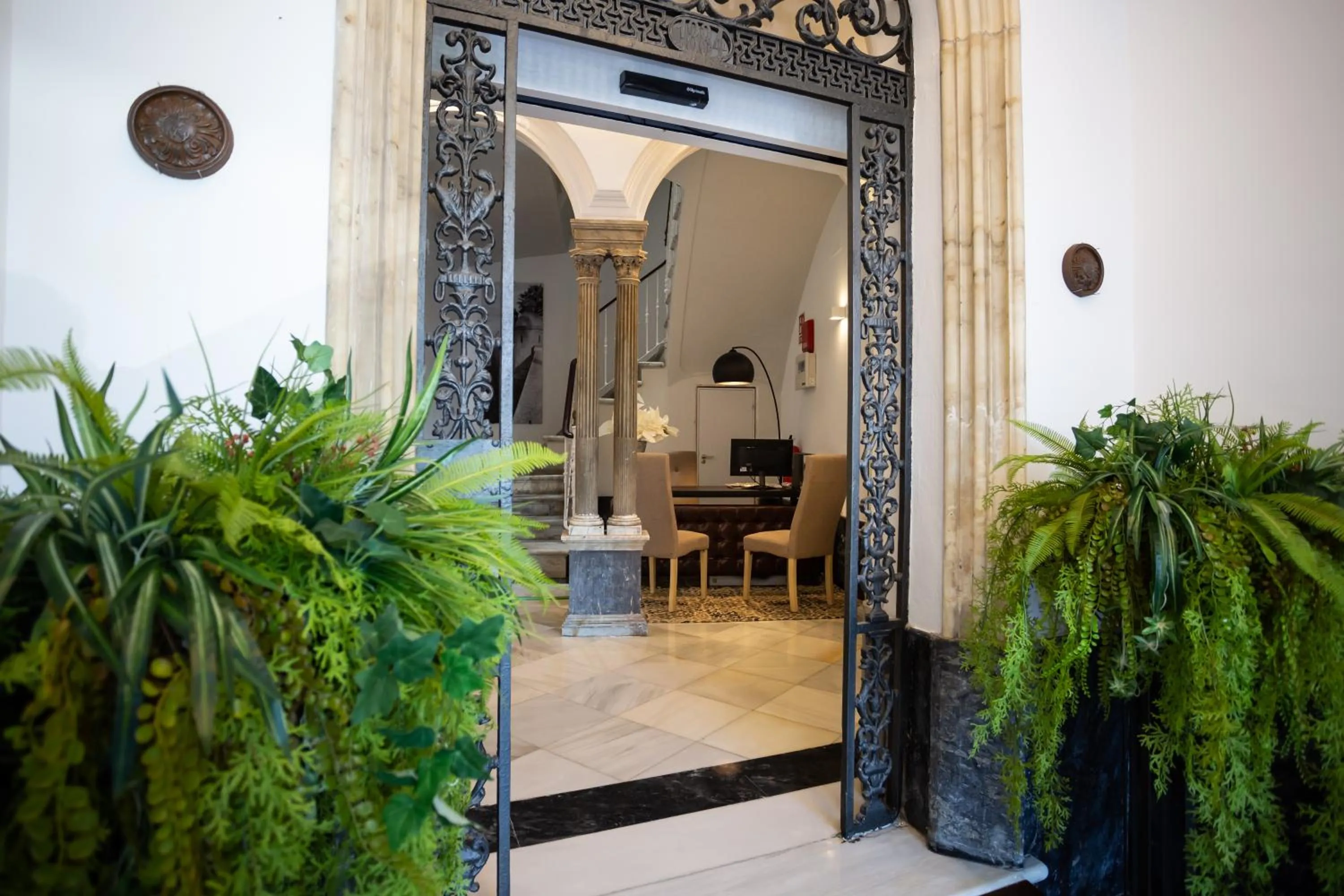 Lobby or reception in Plazuela del Carbón Suites
