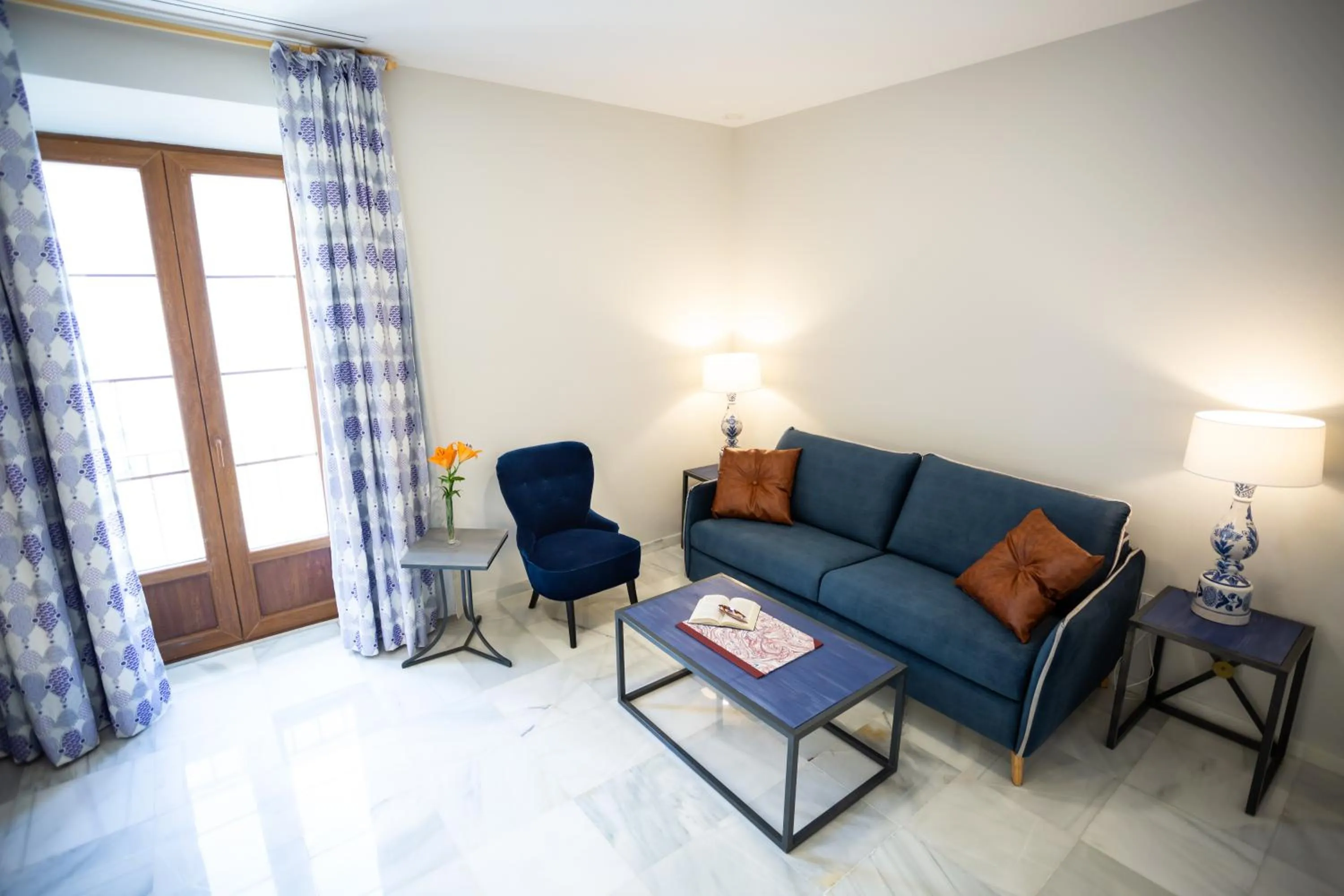 Living room in Plazuela del Carbón Suites