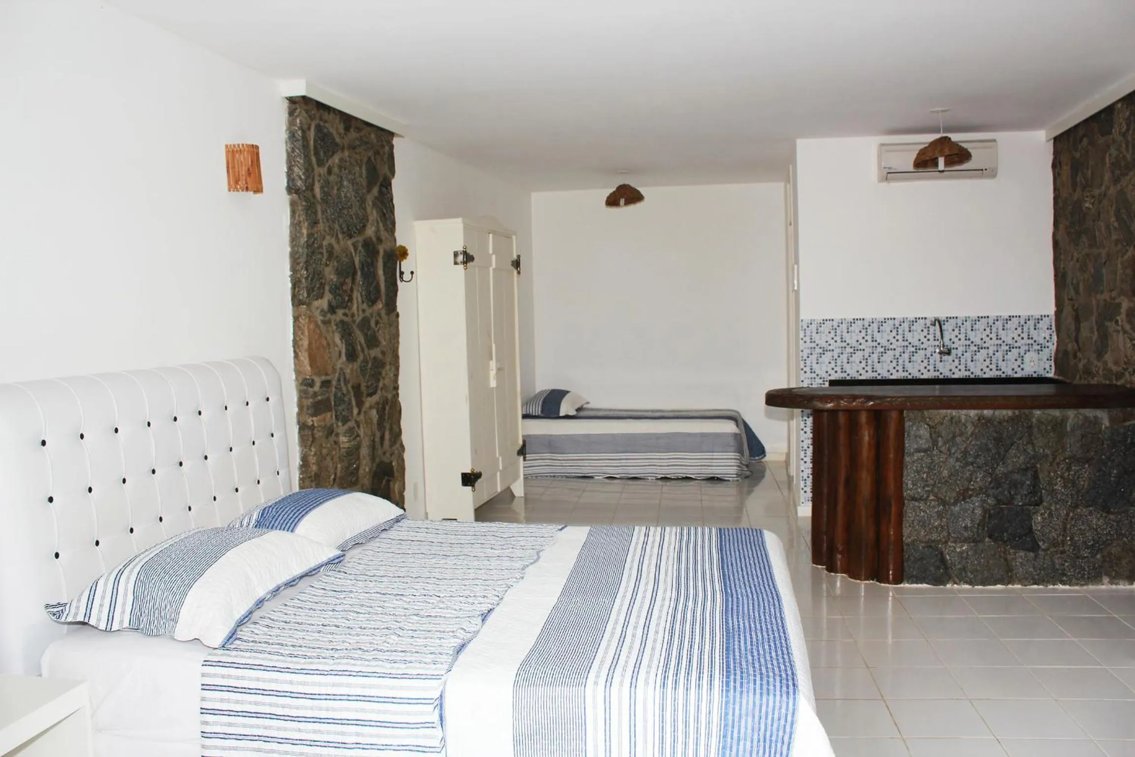 Photo of the whole room in Bella Vista Ocean View