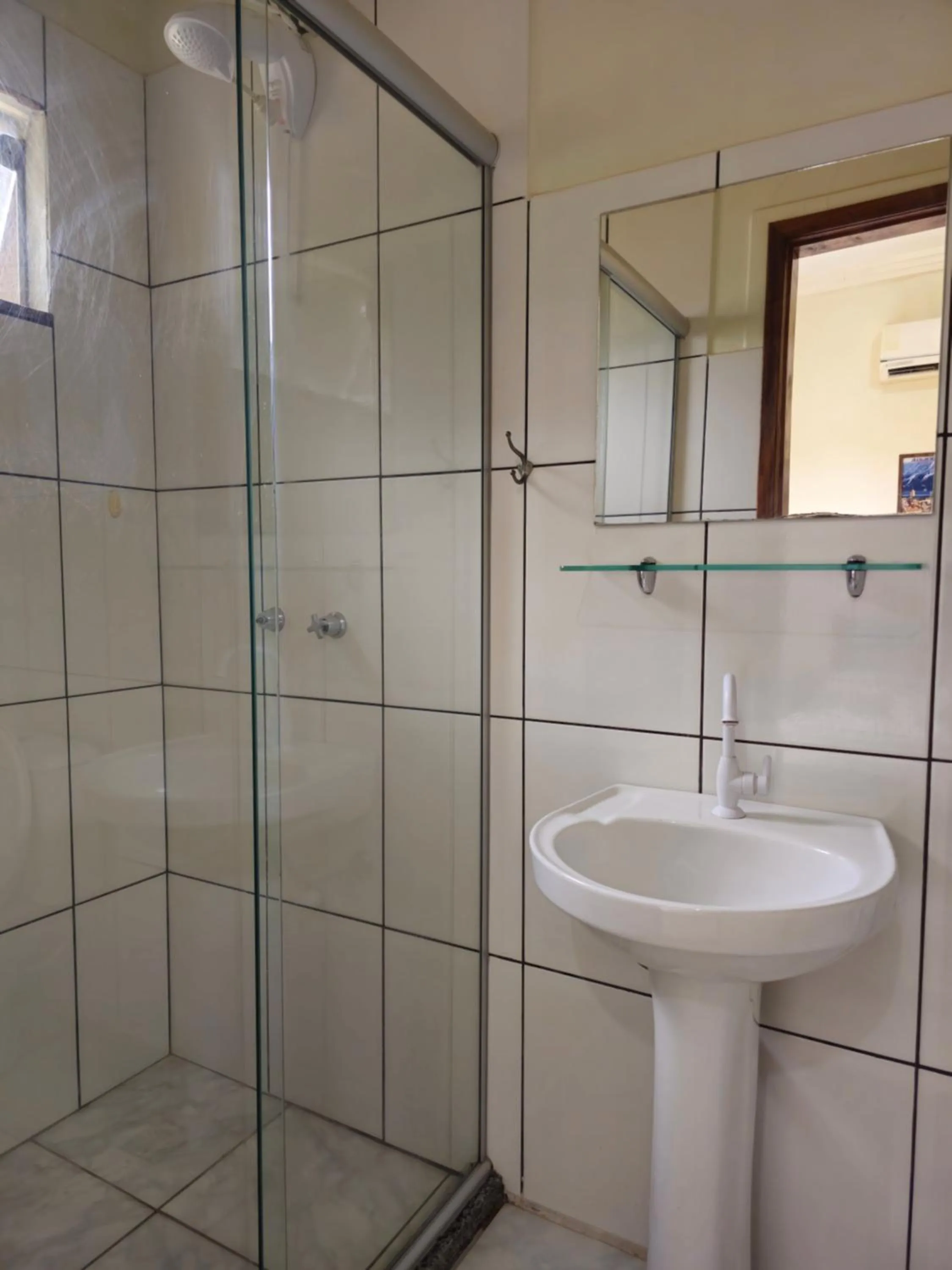 Shower in Bonito HI Hostel e Pousada