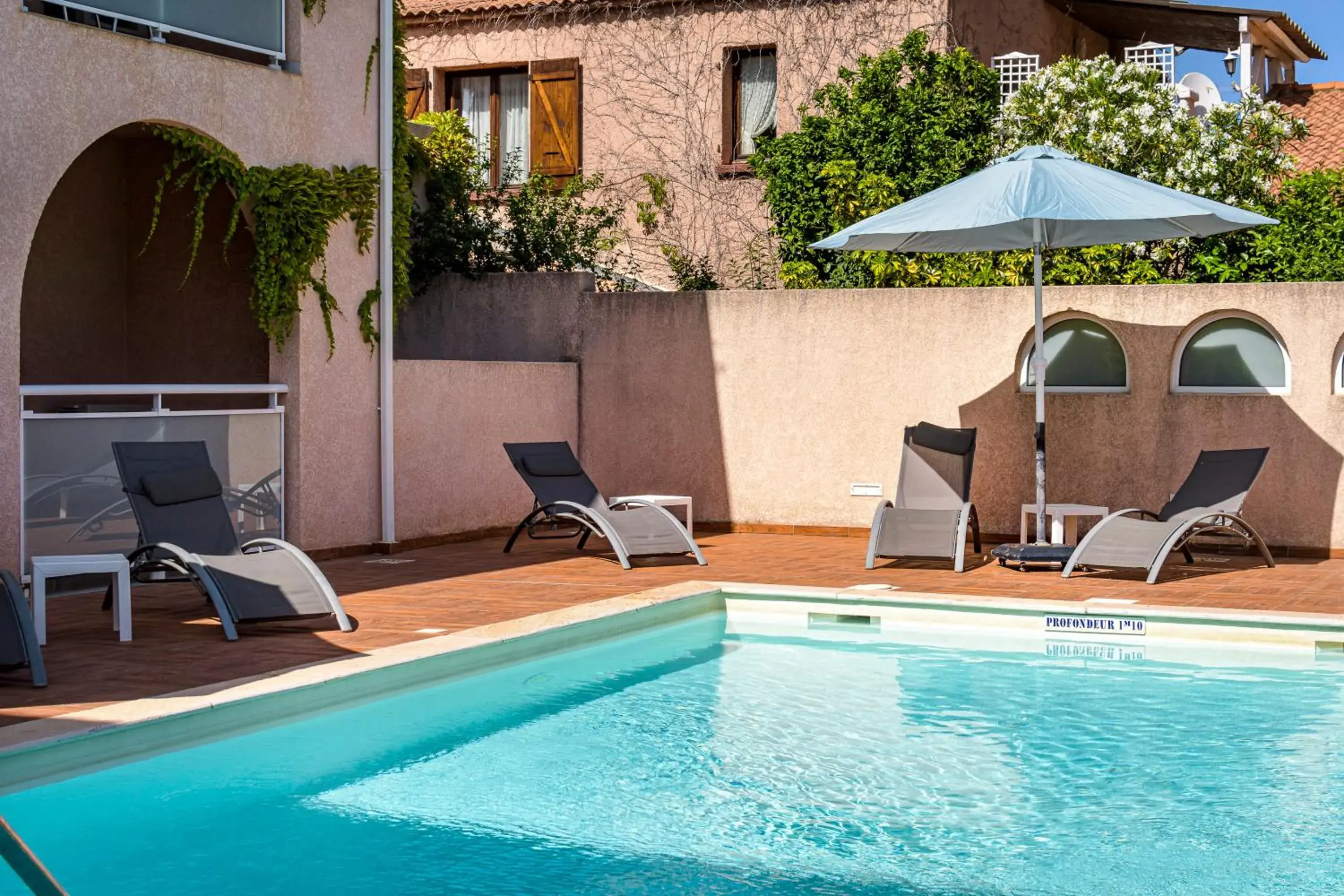 Swimming pool in Hotel U Ricordu & Spa Swimming pool in Hotel U Ricordu & Spa